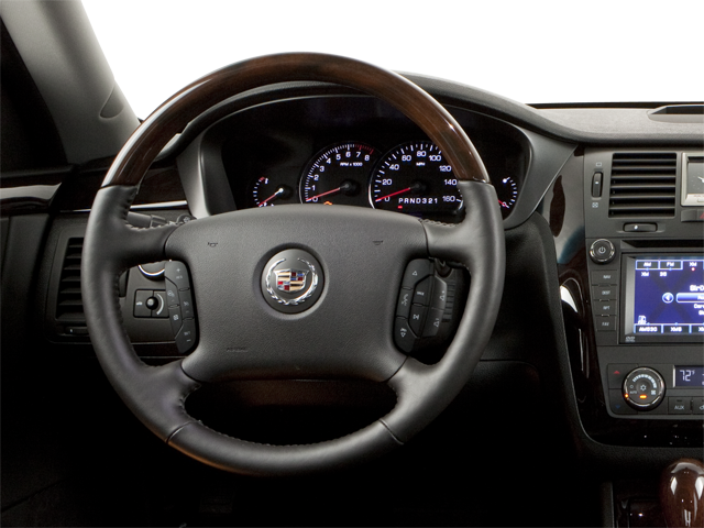 2010 Cadillac DTS w/1SA