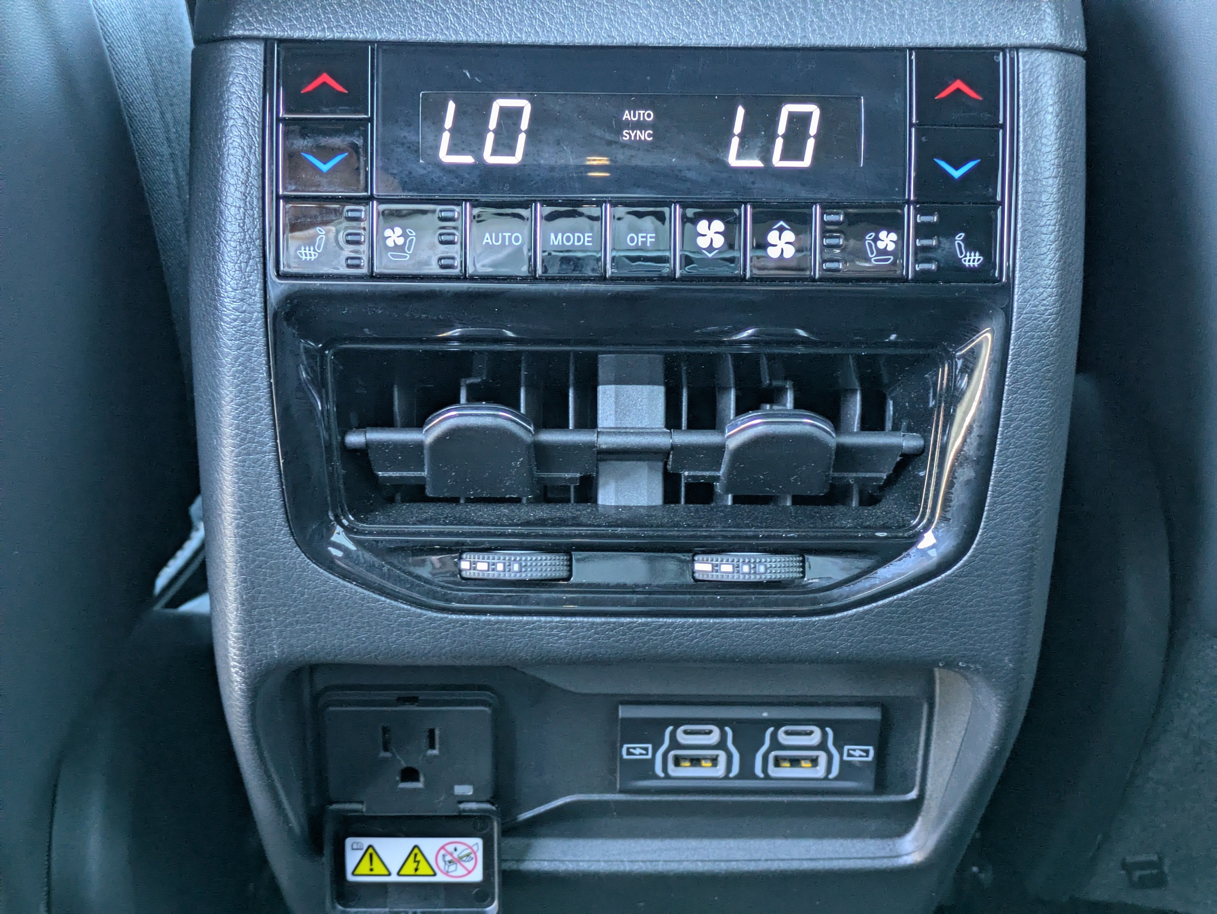 2023 Jeep Grand Cherokee Summit Reserve