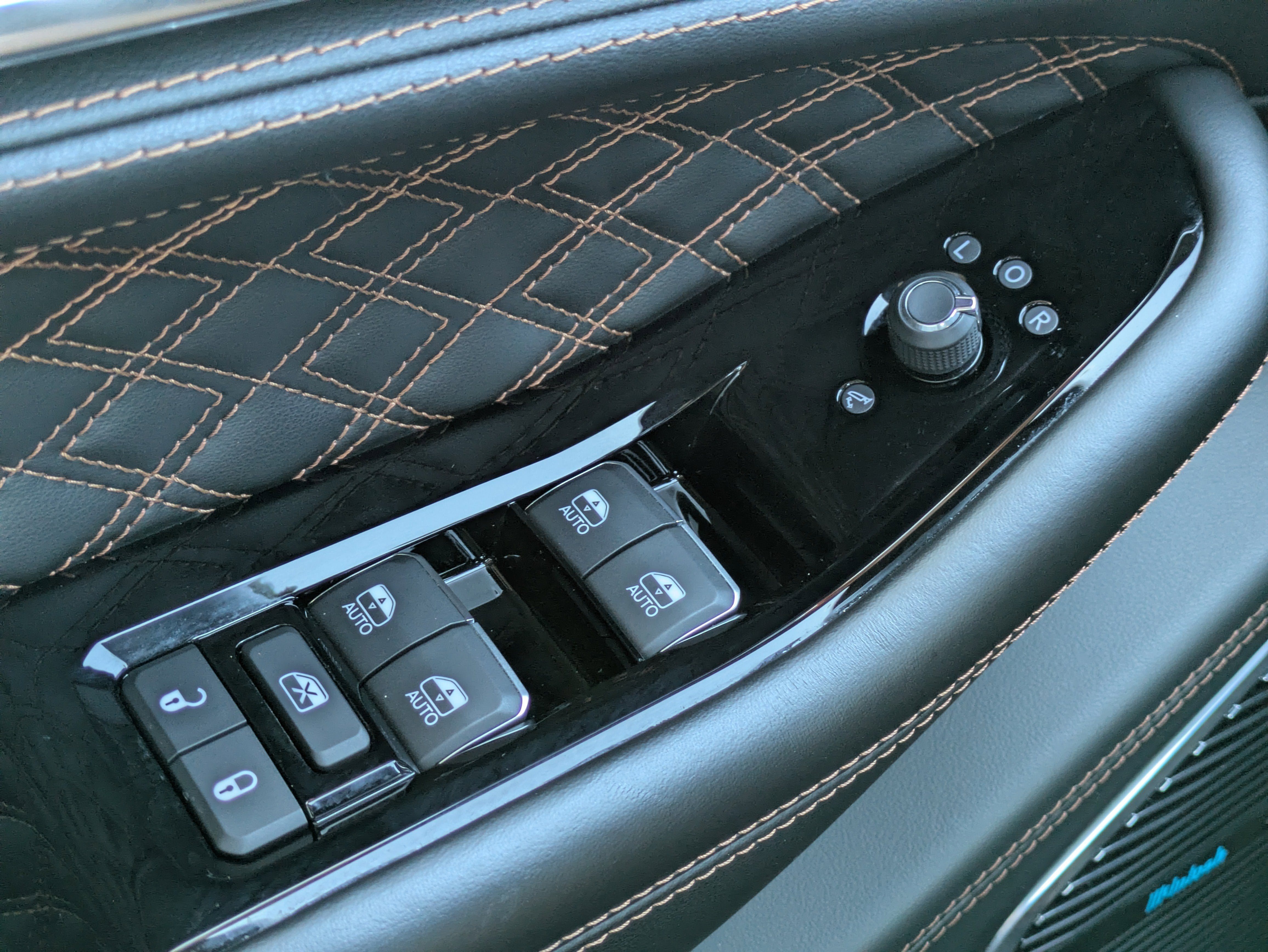 2023 Jeep Grand Cherokee Summit Reserve