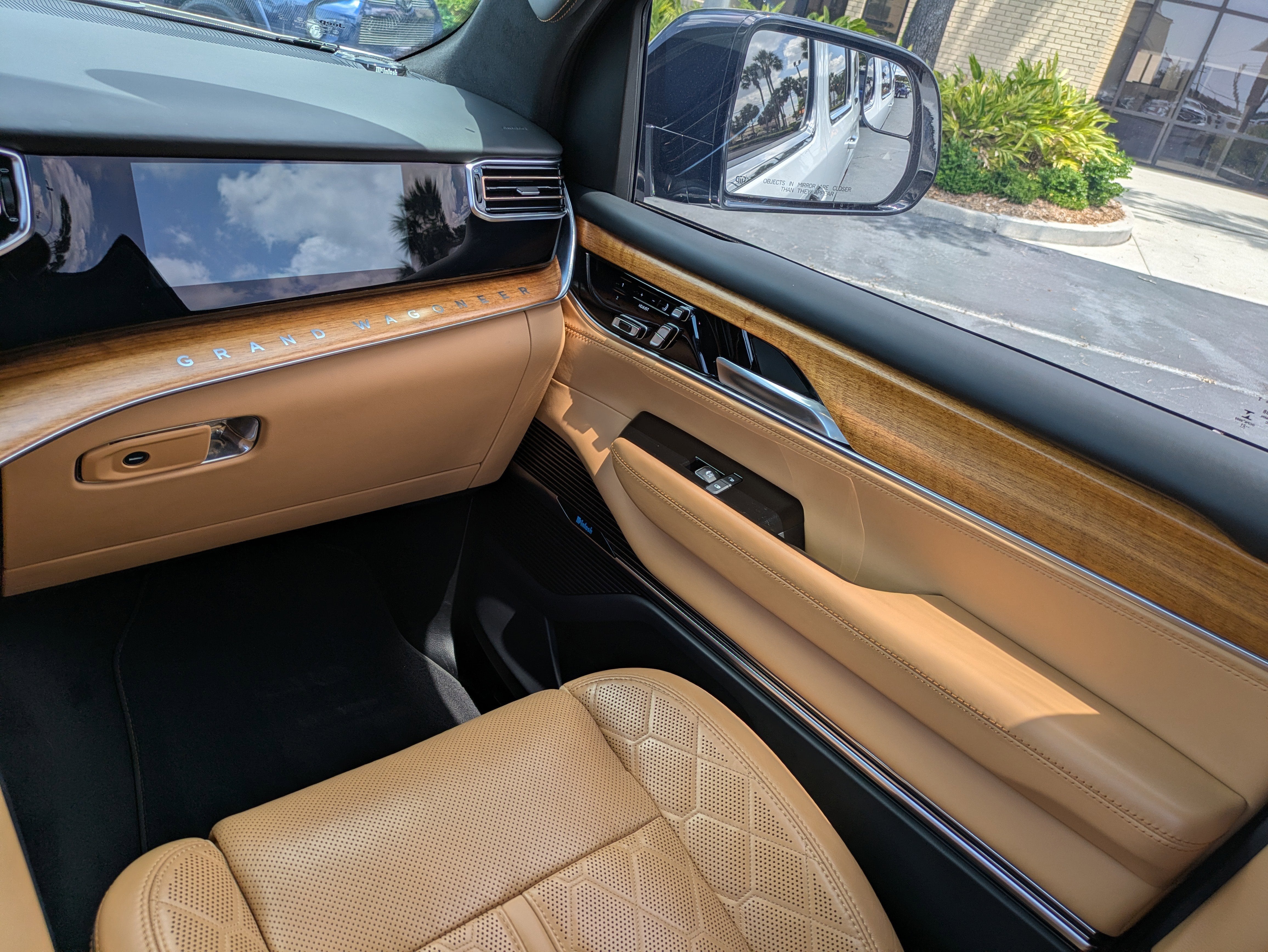 2023 Jeep Grand Wagoneer Series III