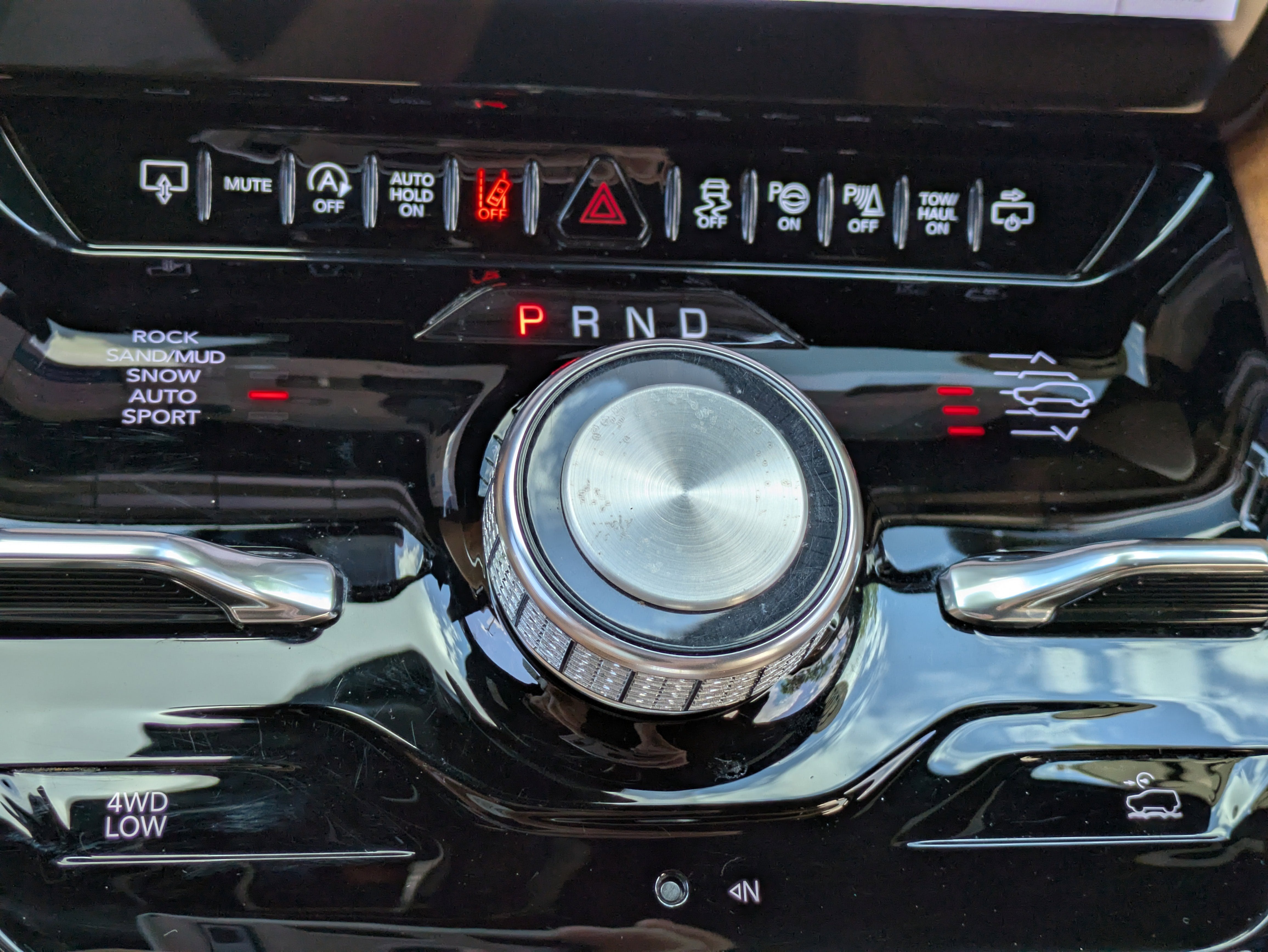 2023 Jeep Grand Wagoneer Series III