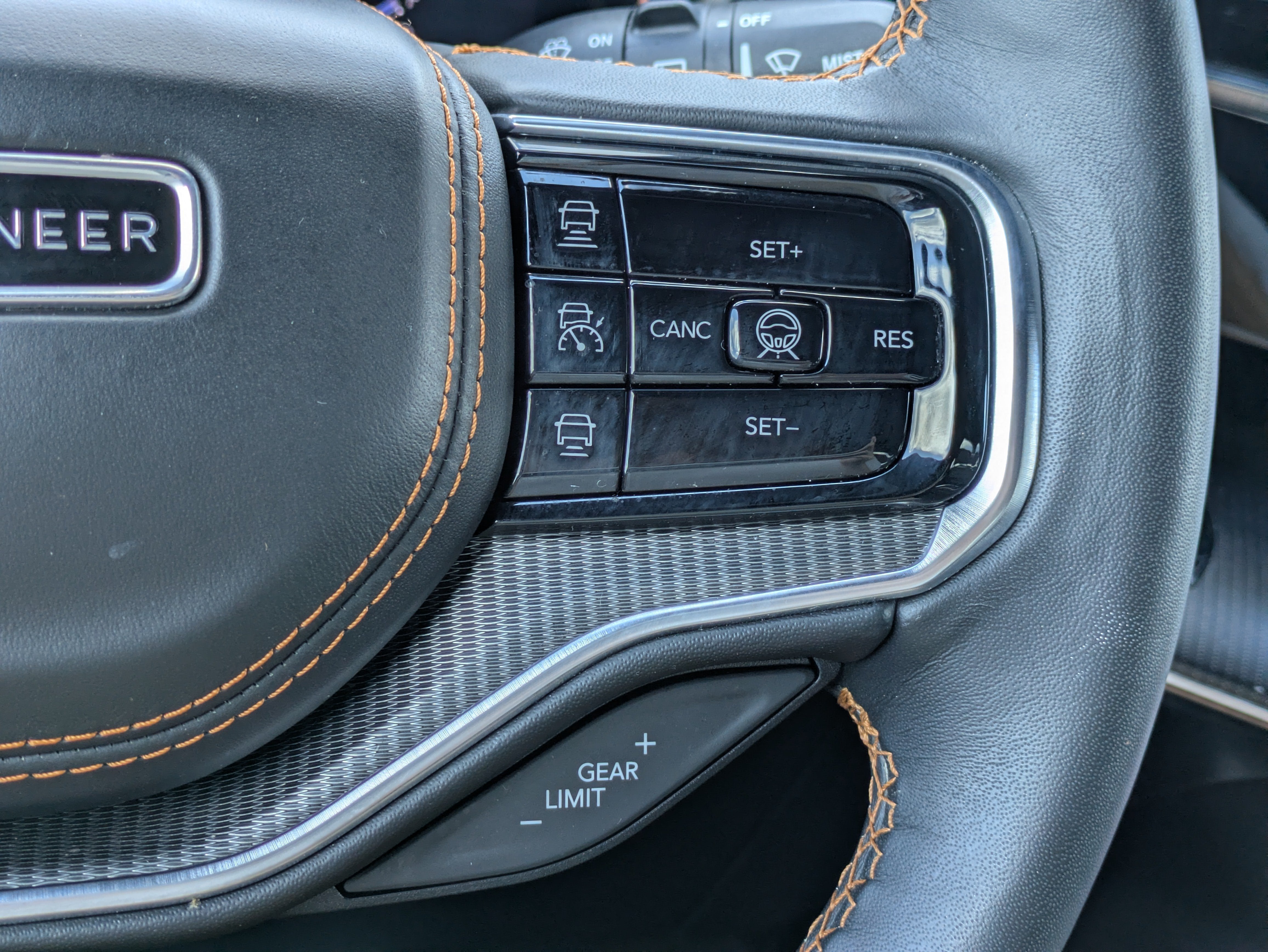 2024 Jeep Grand Wagoneer Series III Obsidian