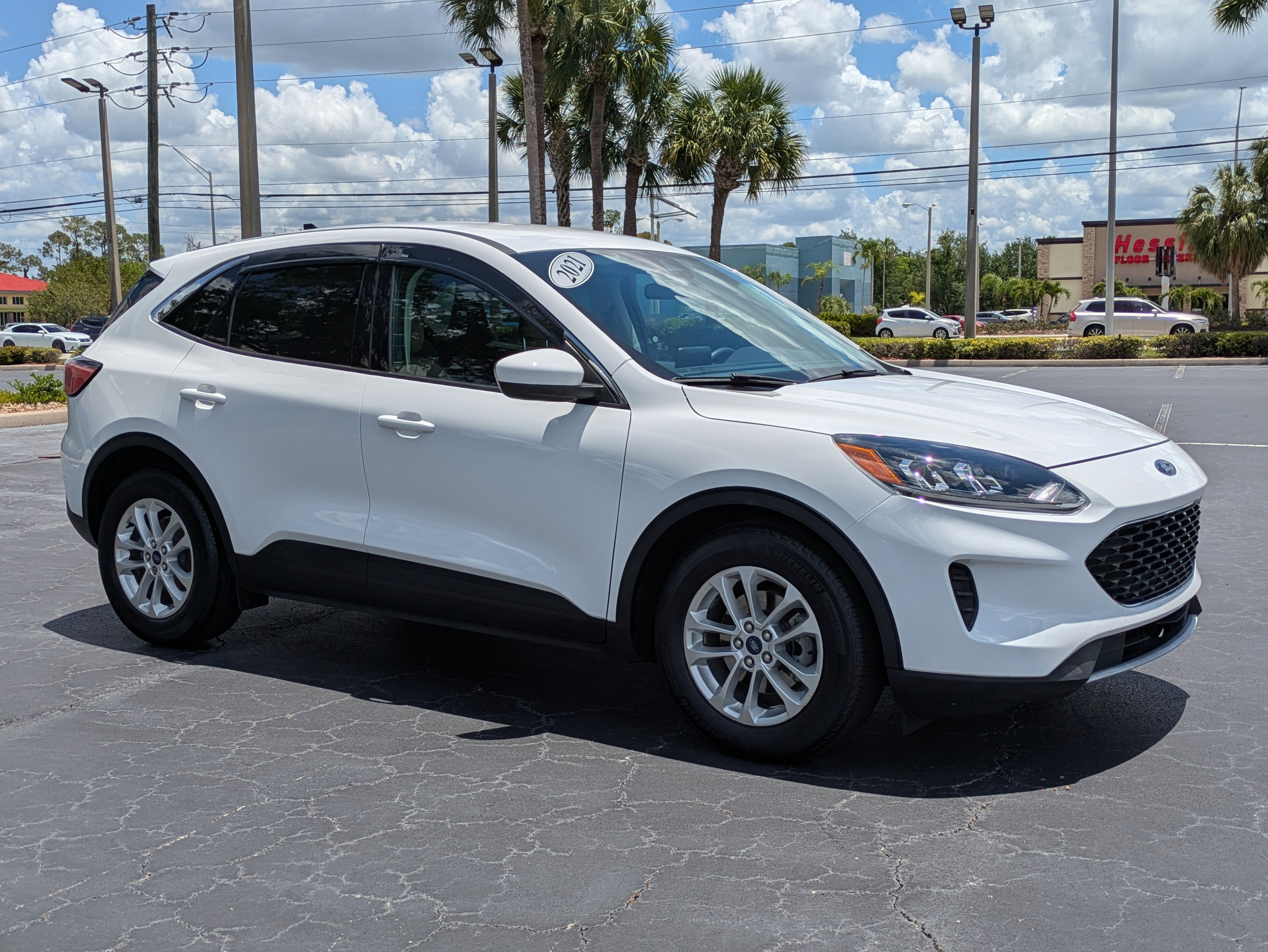 2021 Ford Escape SE