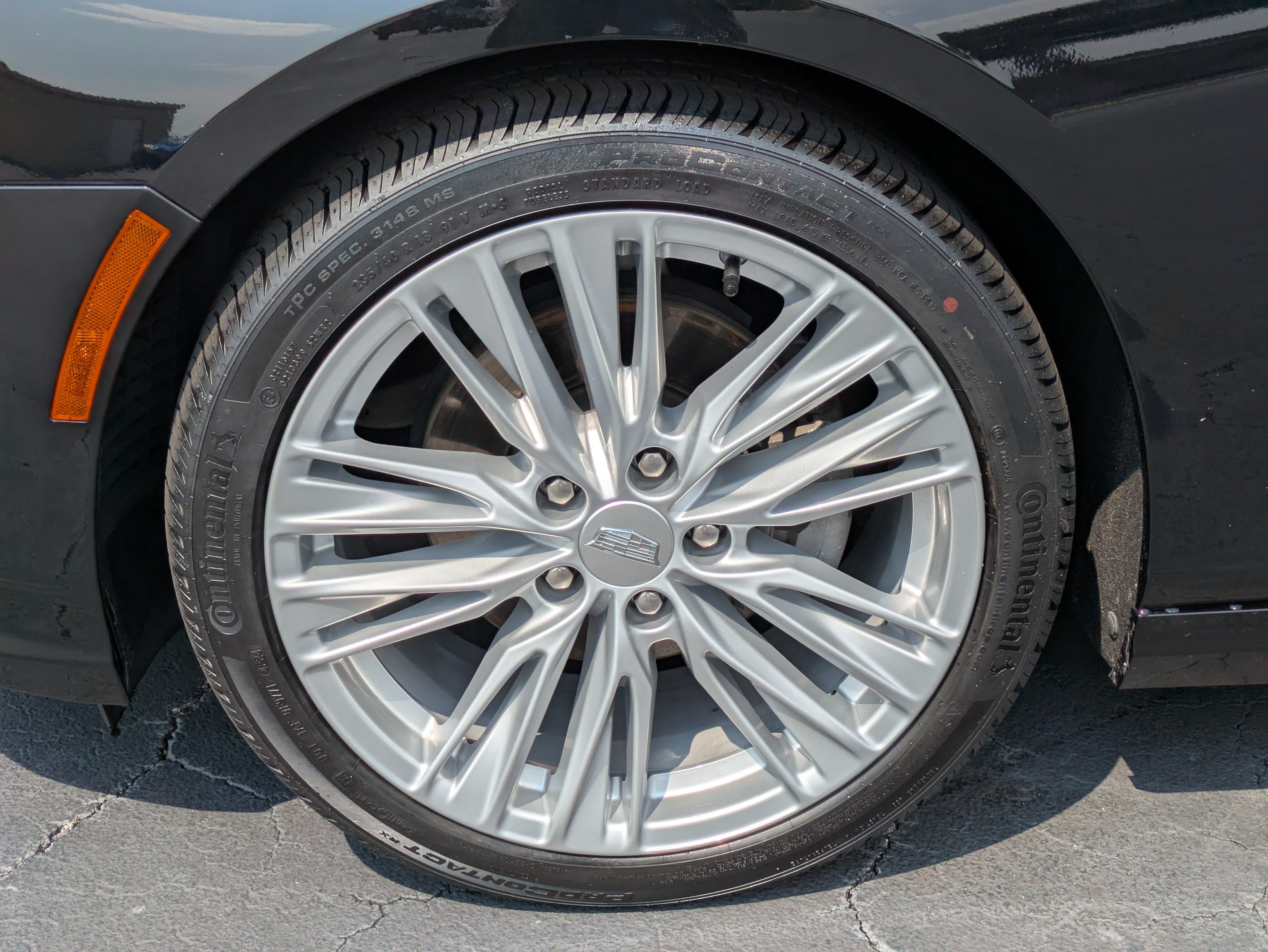 2023 Cadillac CT4 Premium Luxury