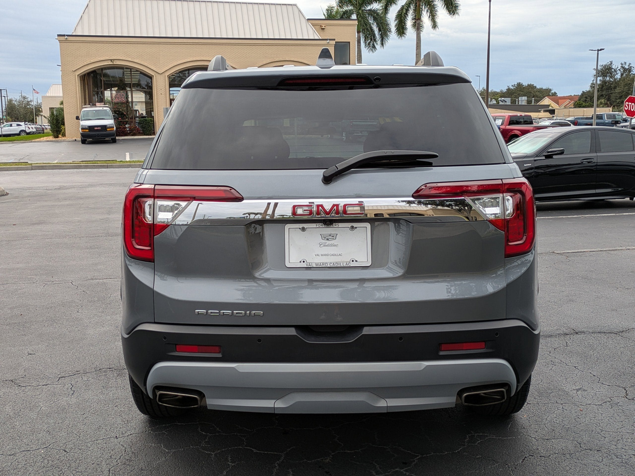 2020 GMC Acadia SLE