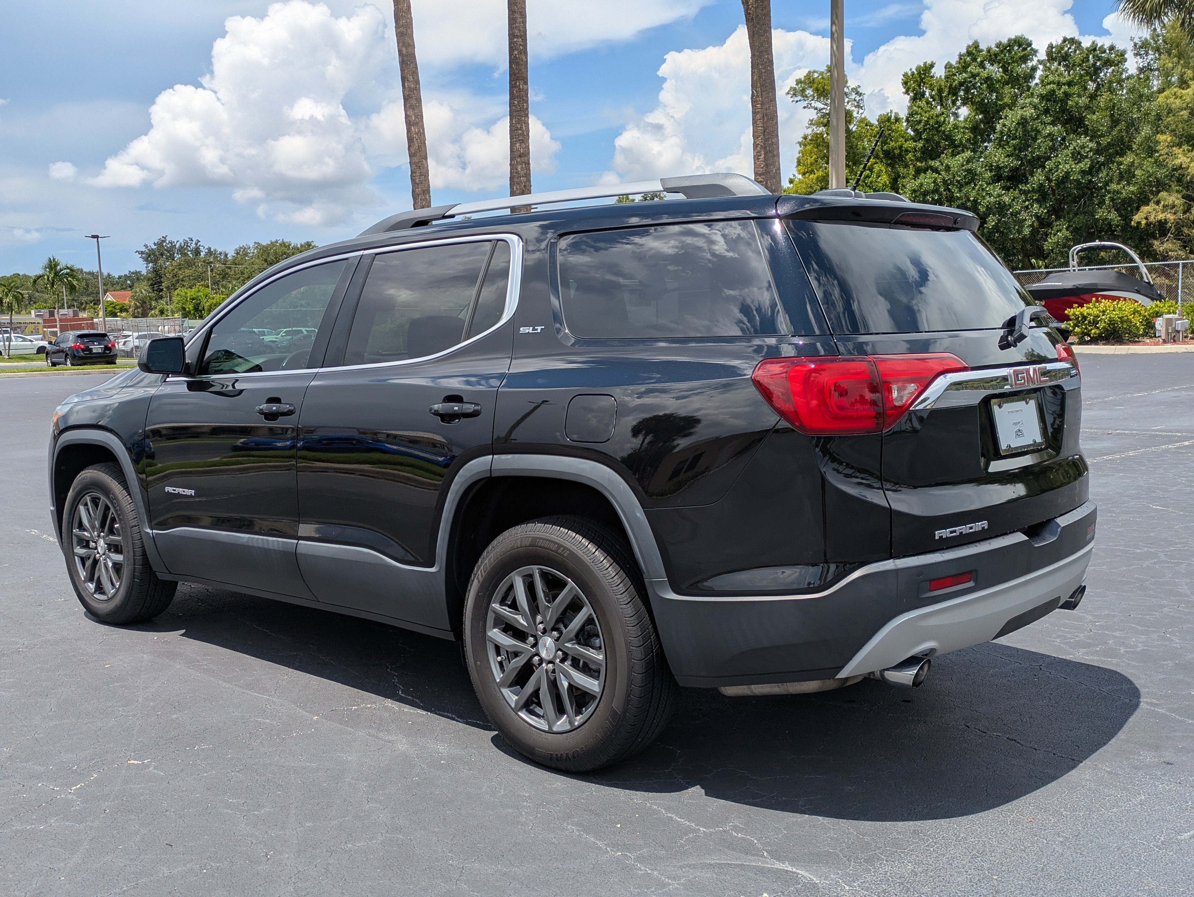 2019 GMC Acadia SLT