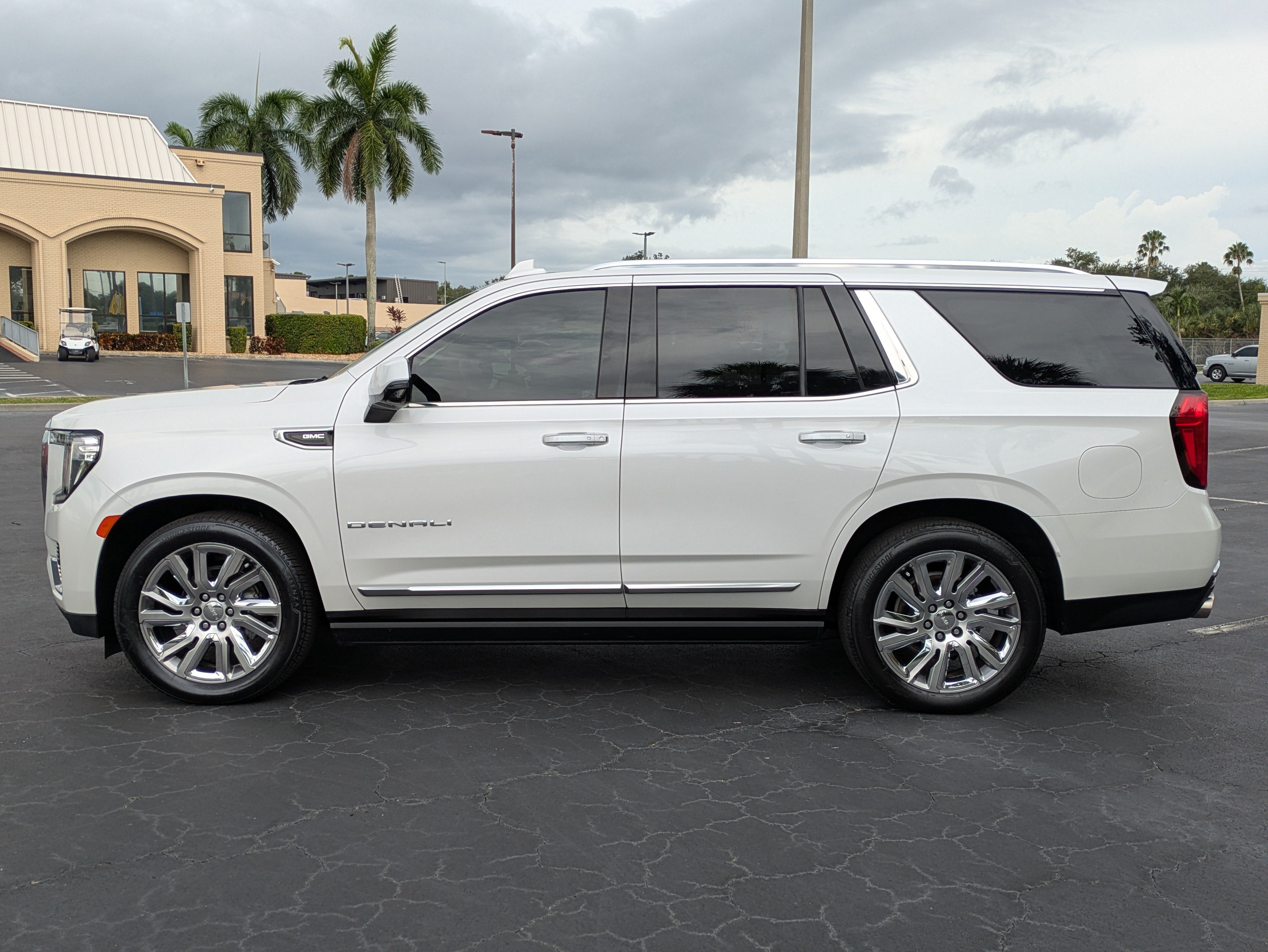 2021 GMC Yukon Denali