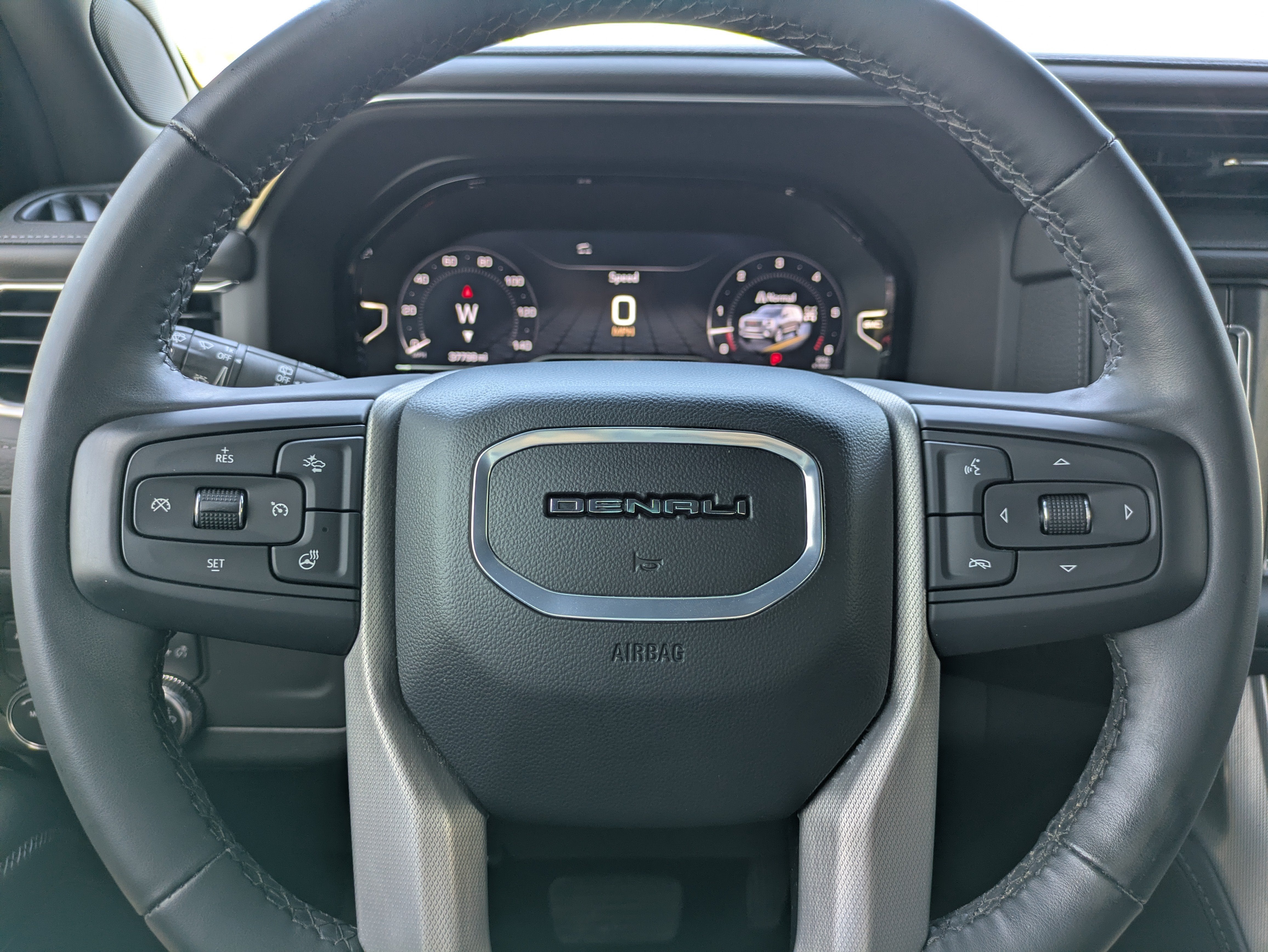 2024 GMC Yukon XL Denali