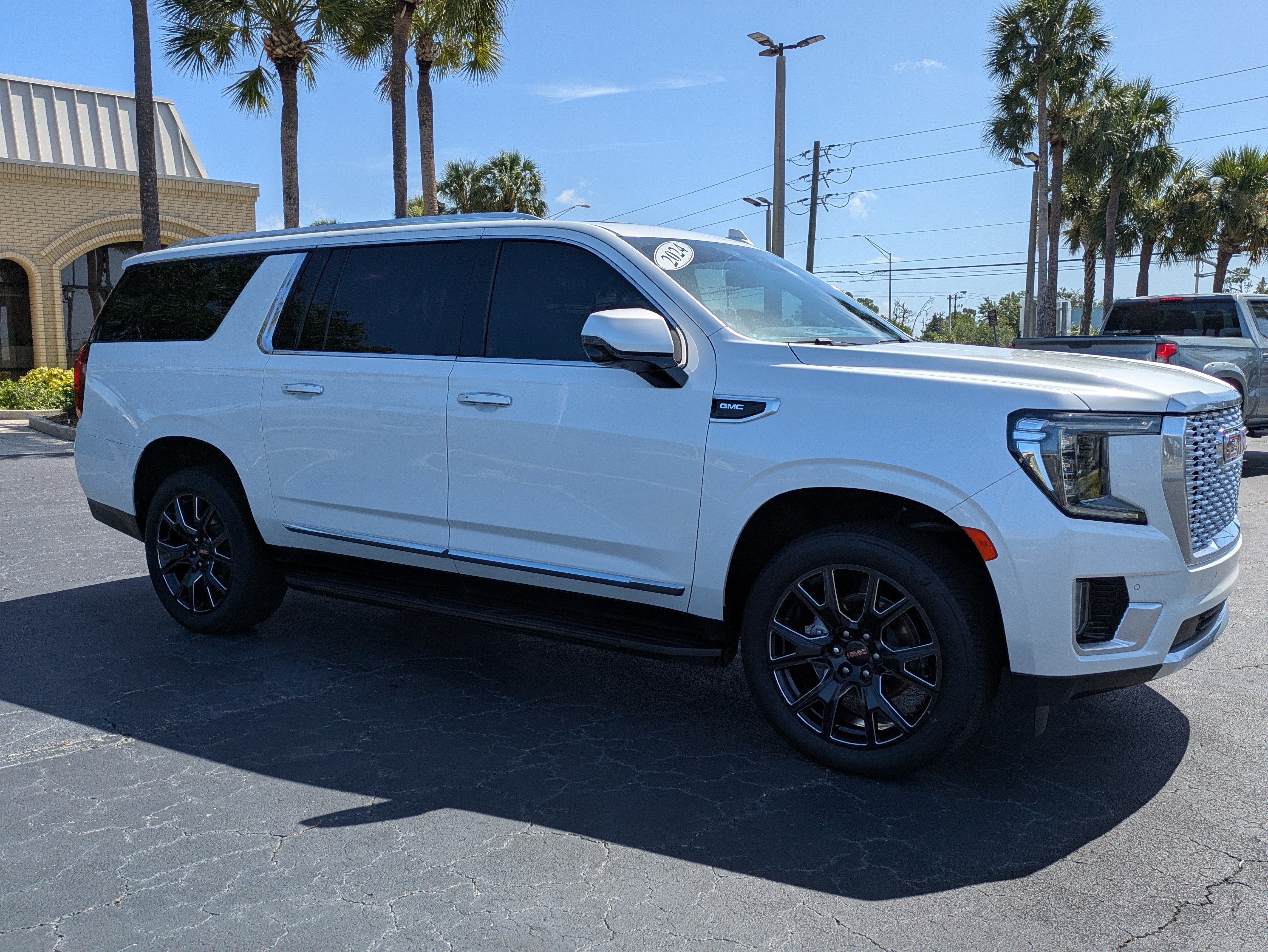 2024 GMC Yukon XL Denali