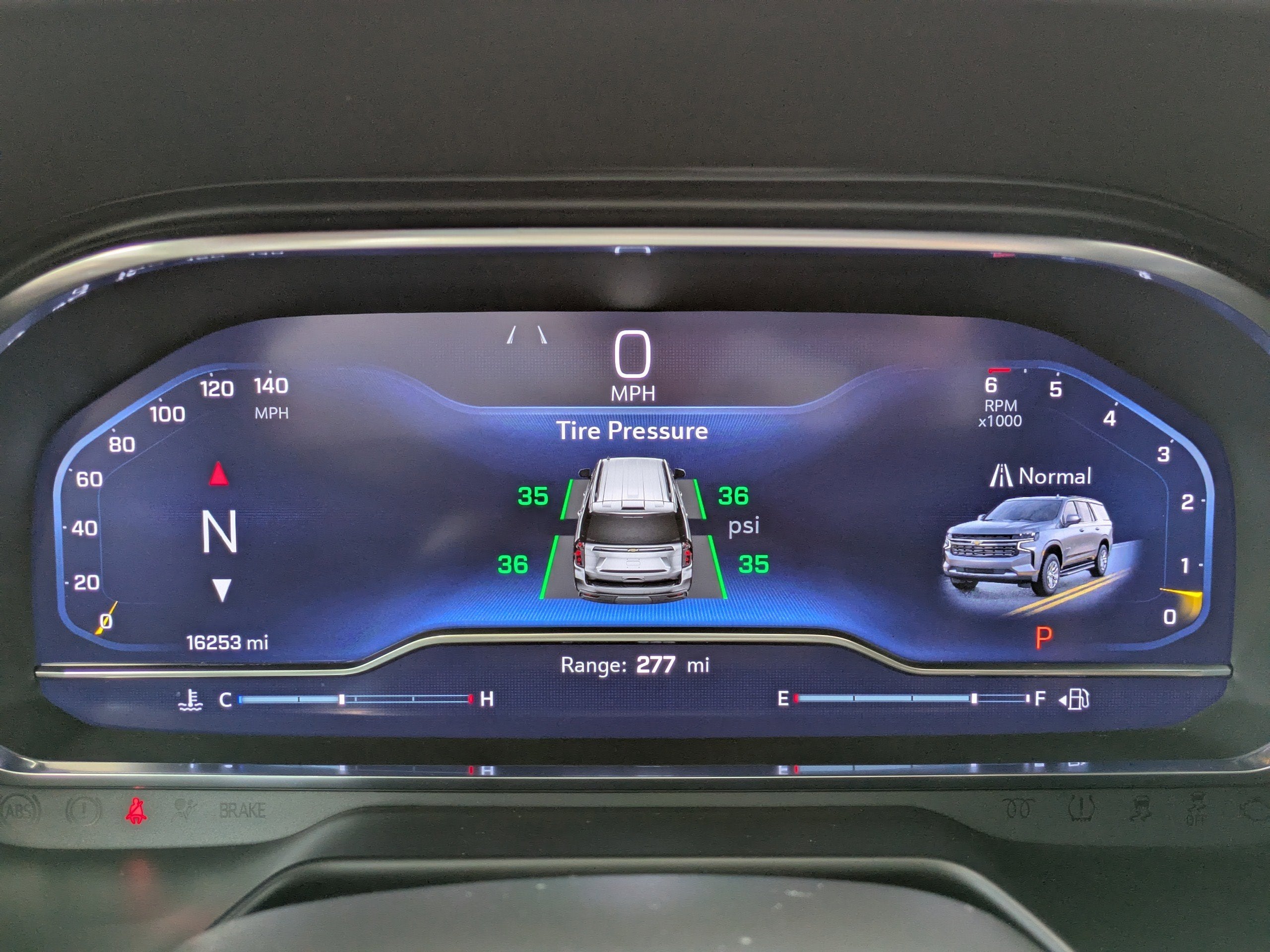 2024 Chevrolet Suburban LT