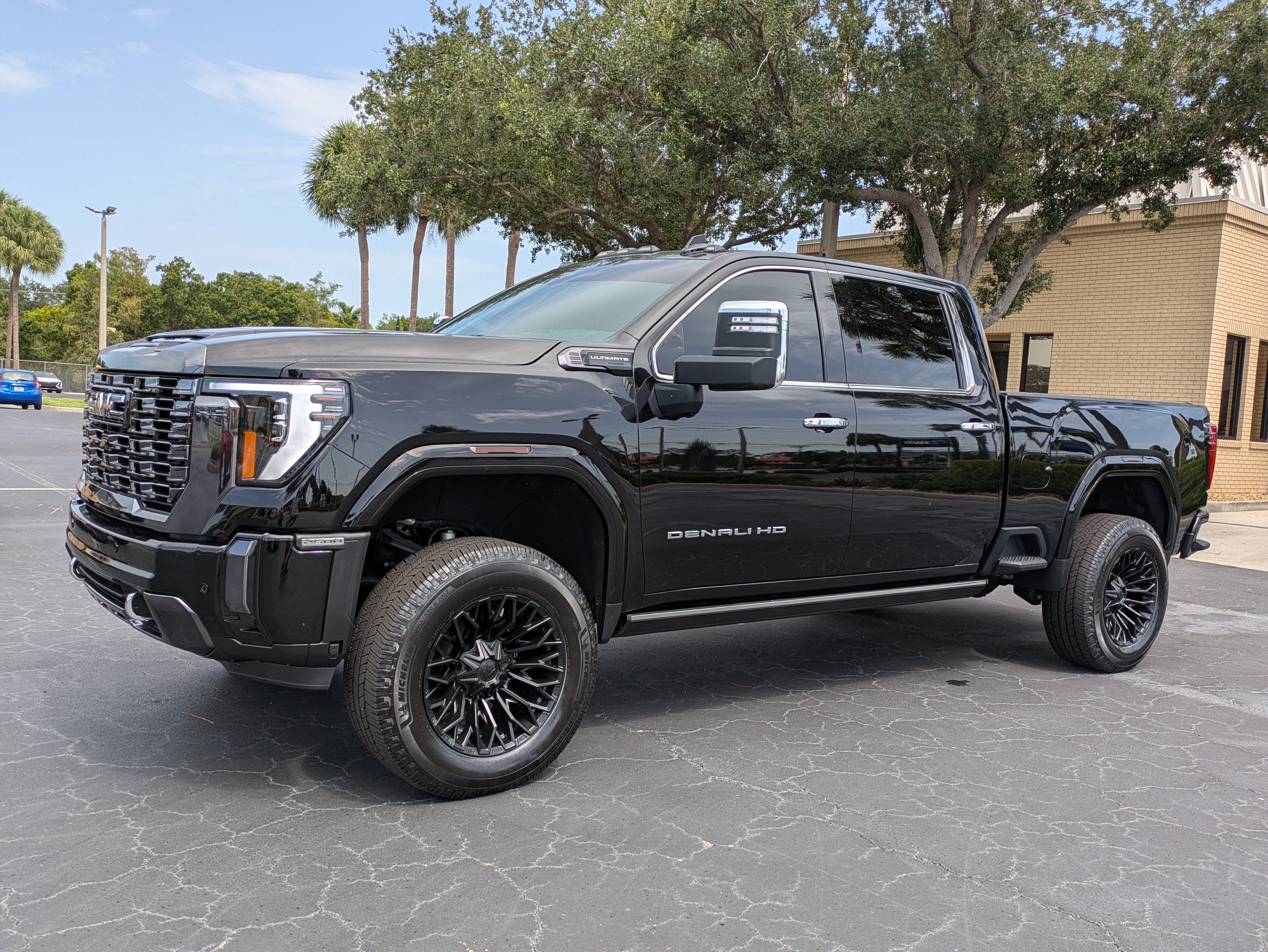 2024 GMC Sierra 2500 HD Denali Ultimate
