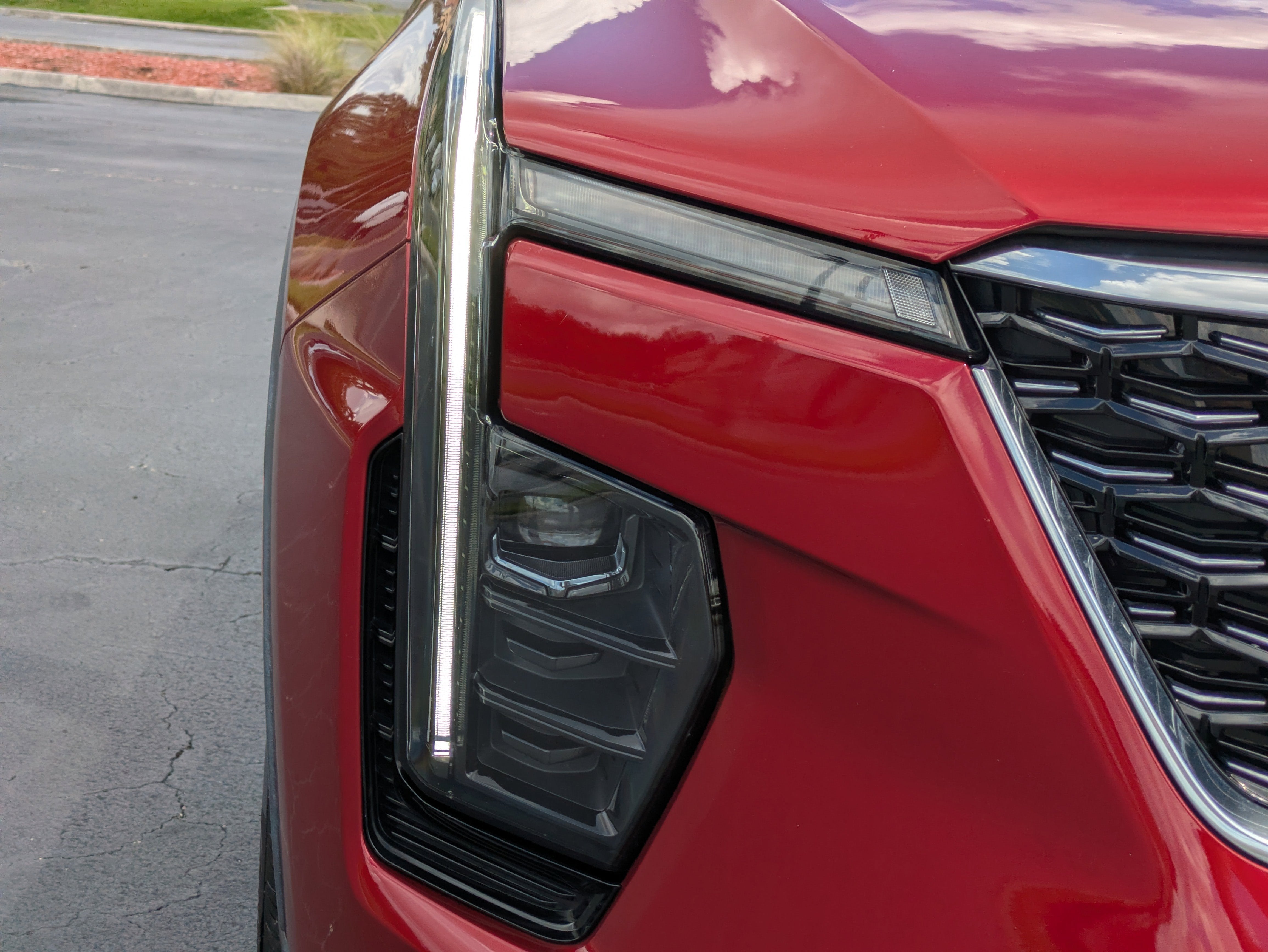 2024 Cadillac XT4 Luxury