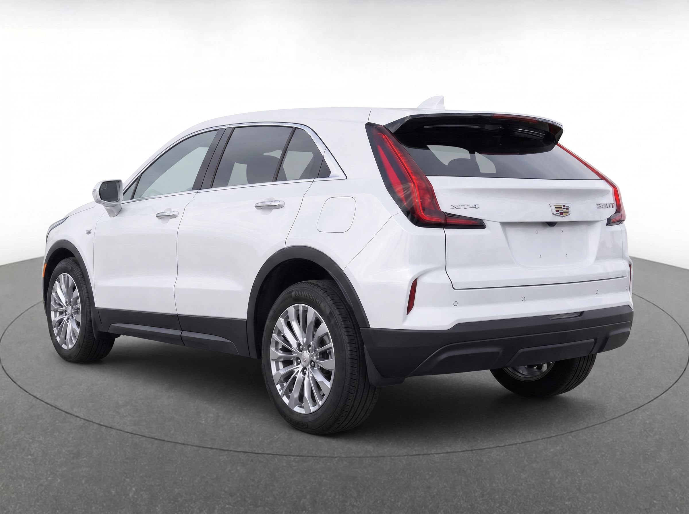 2024 Cadillac XT4 Luxury
