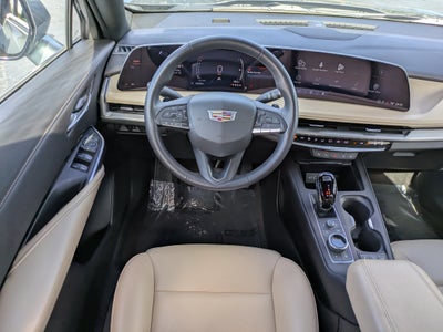 2024 Cadillac XT4 Luxury