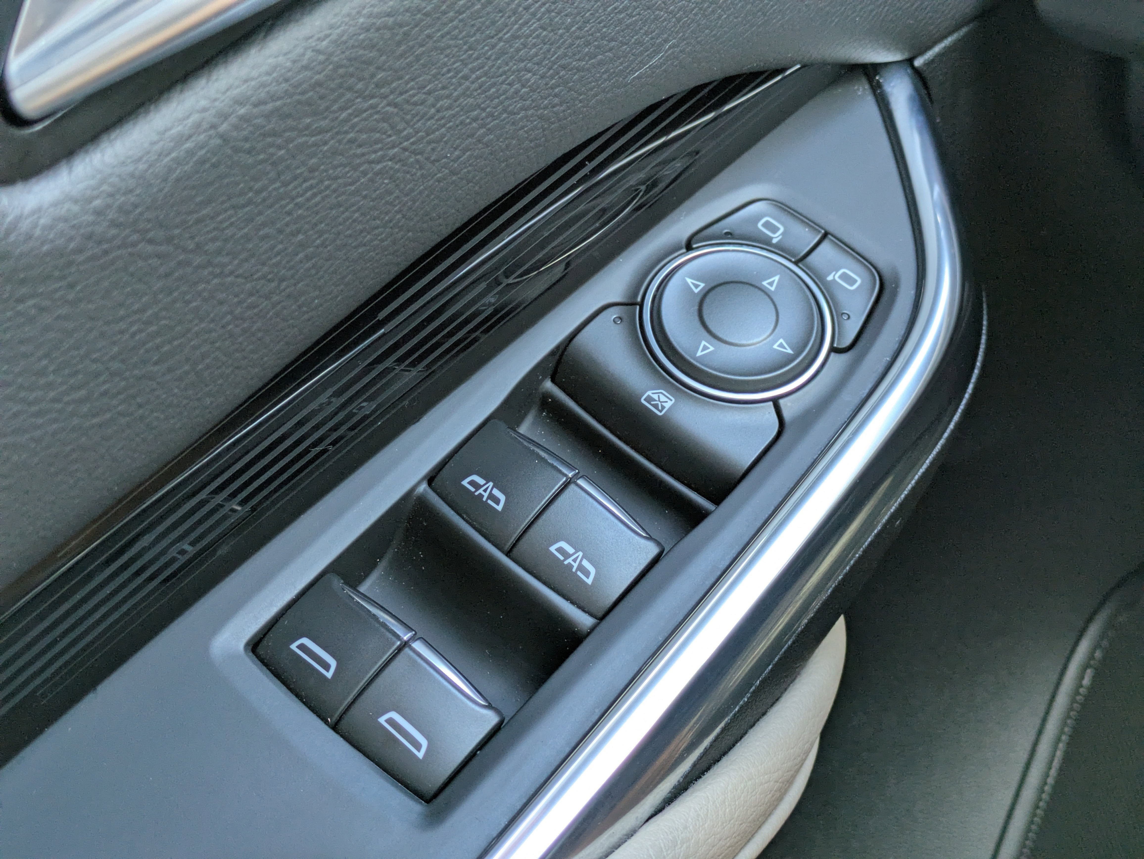 2024 Cadillac XT4 Luxury