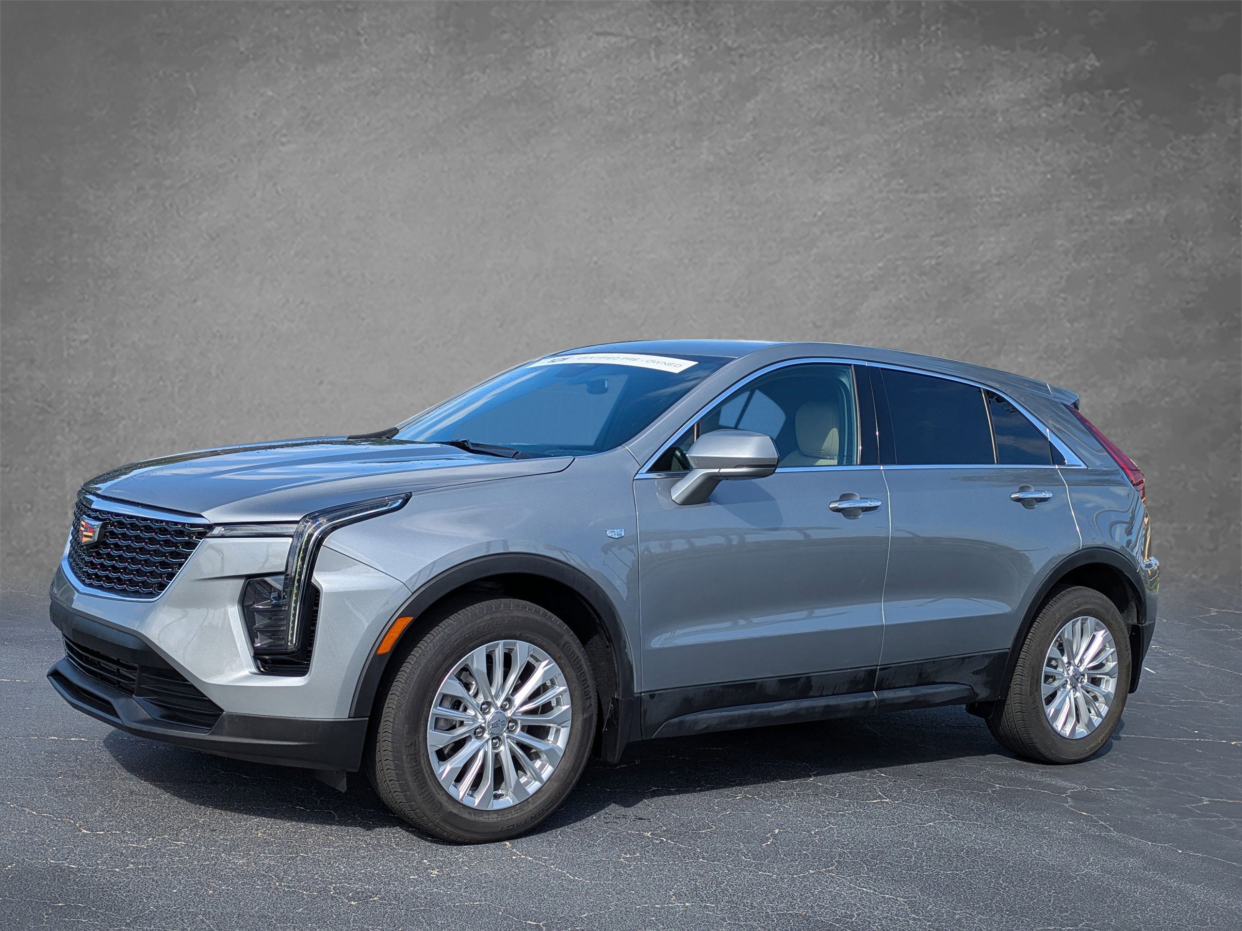 2024 Cadillac XT4 Luxury