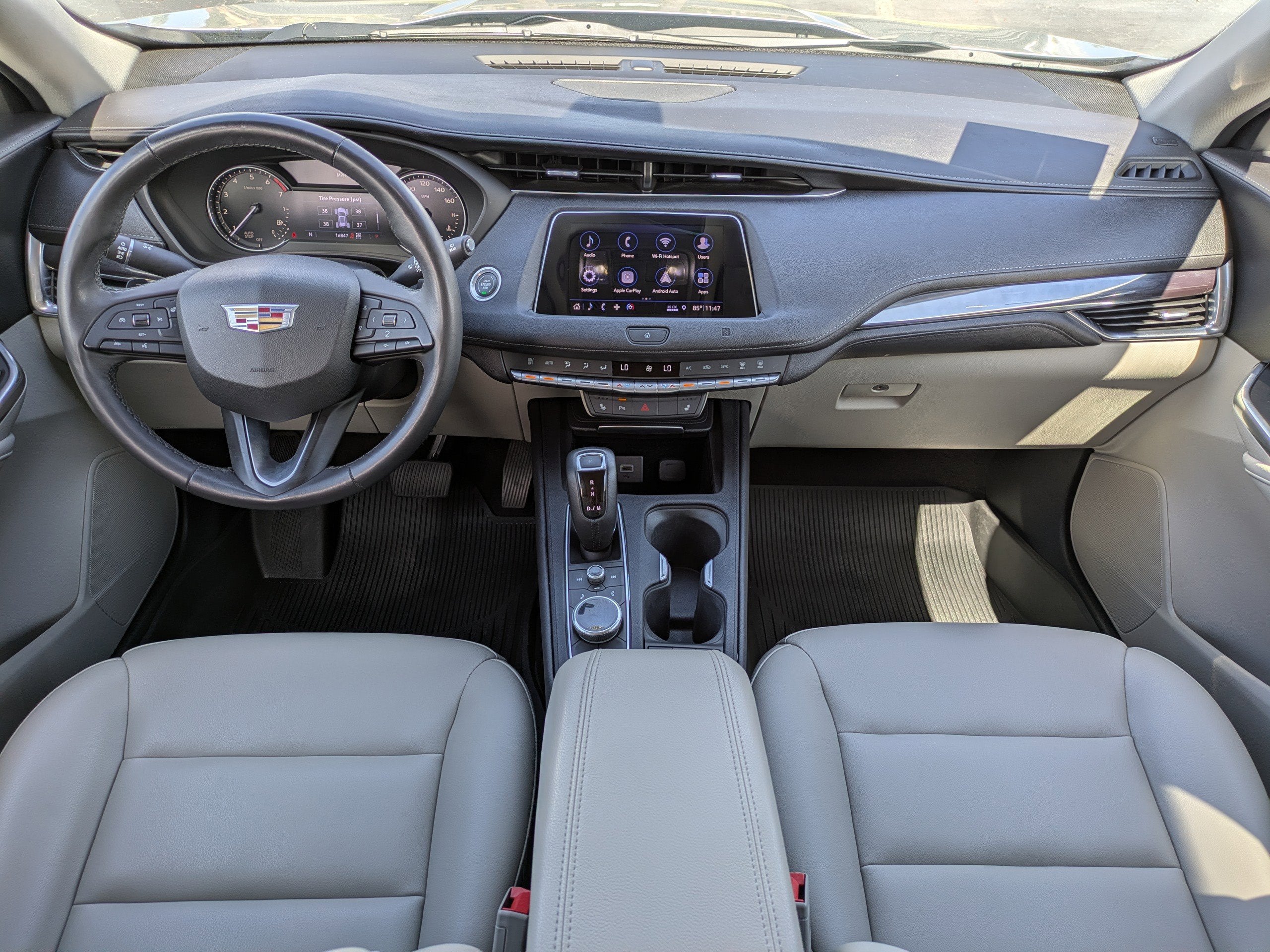 2019 Cadillac XT4 AWD Luxury