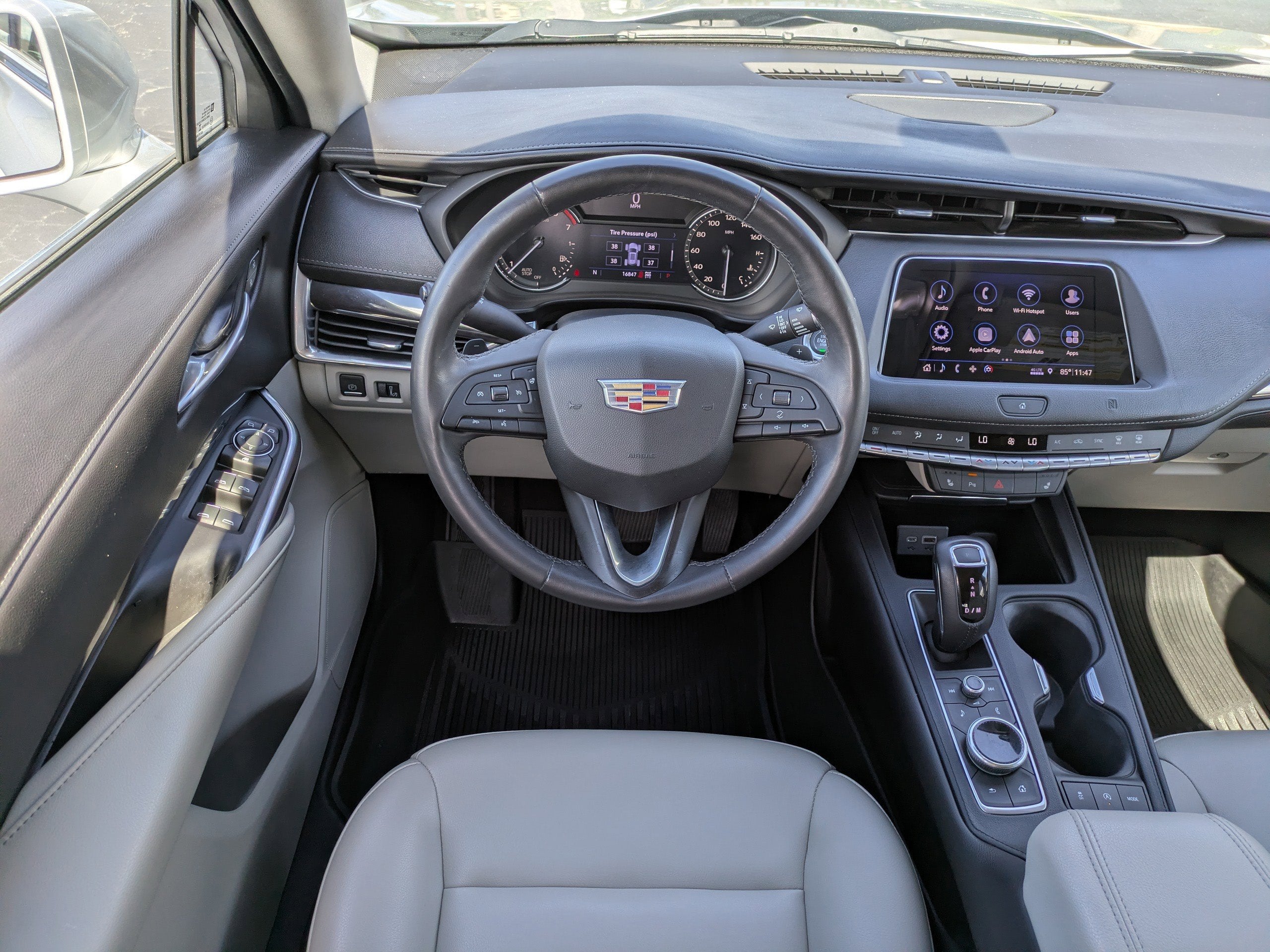 2019 Cadillac XT4 AWD Luxury