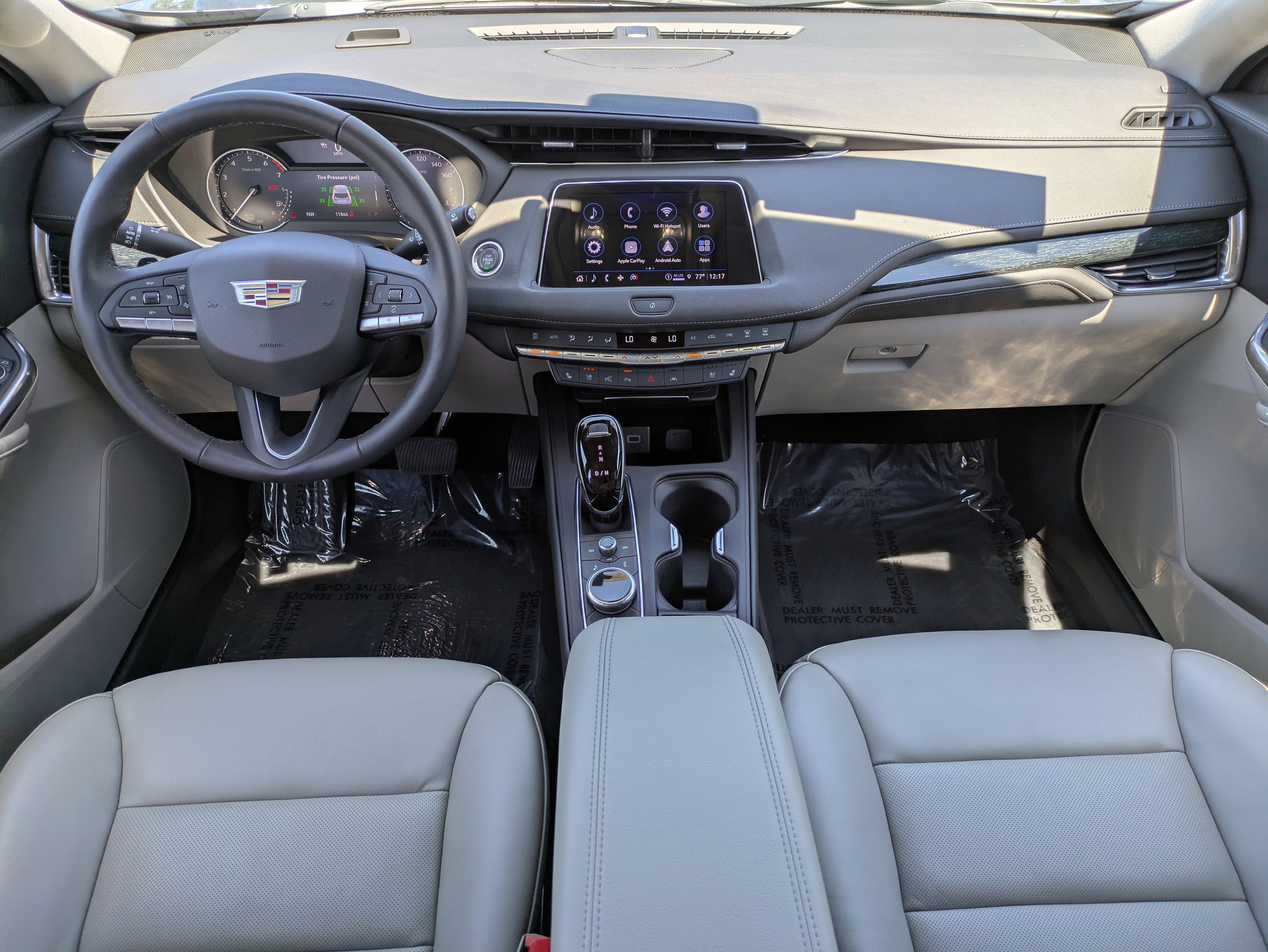 2023 Cadillac XT4 Premium Luxury