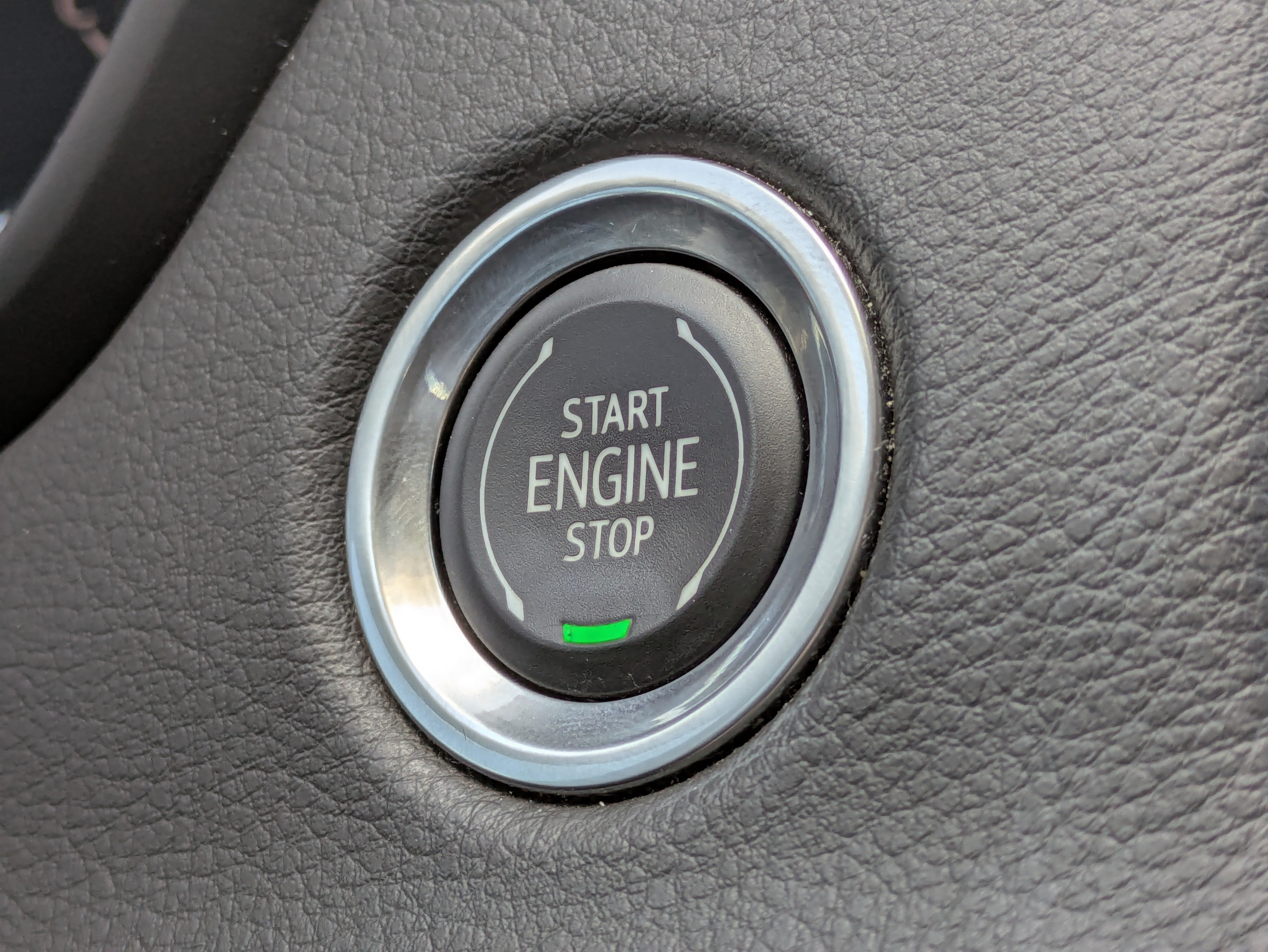 2023 Cadillac XT4 FWD Premium Luxury