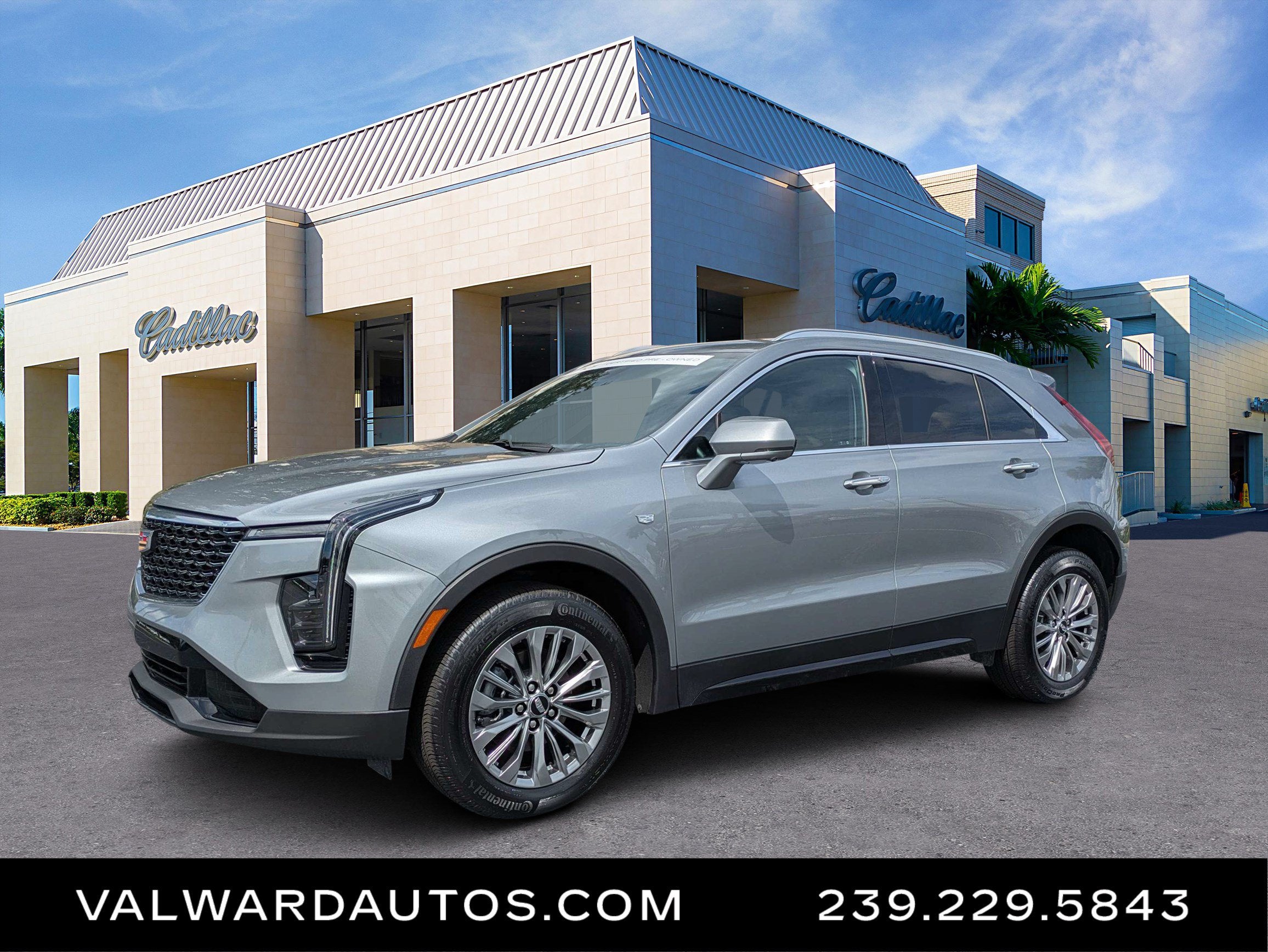 2025 Cadillac XT4 Premium Luxury
