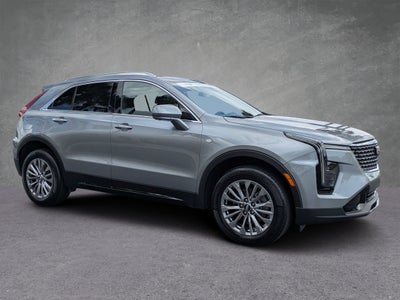 2025 Cadillac XT4 Premium Luxury