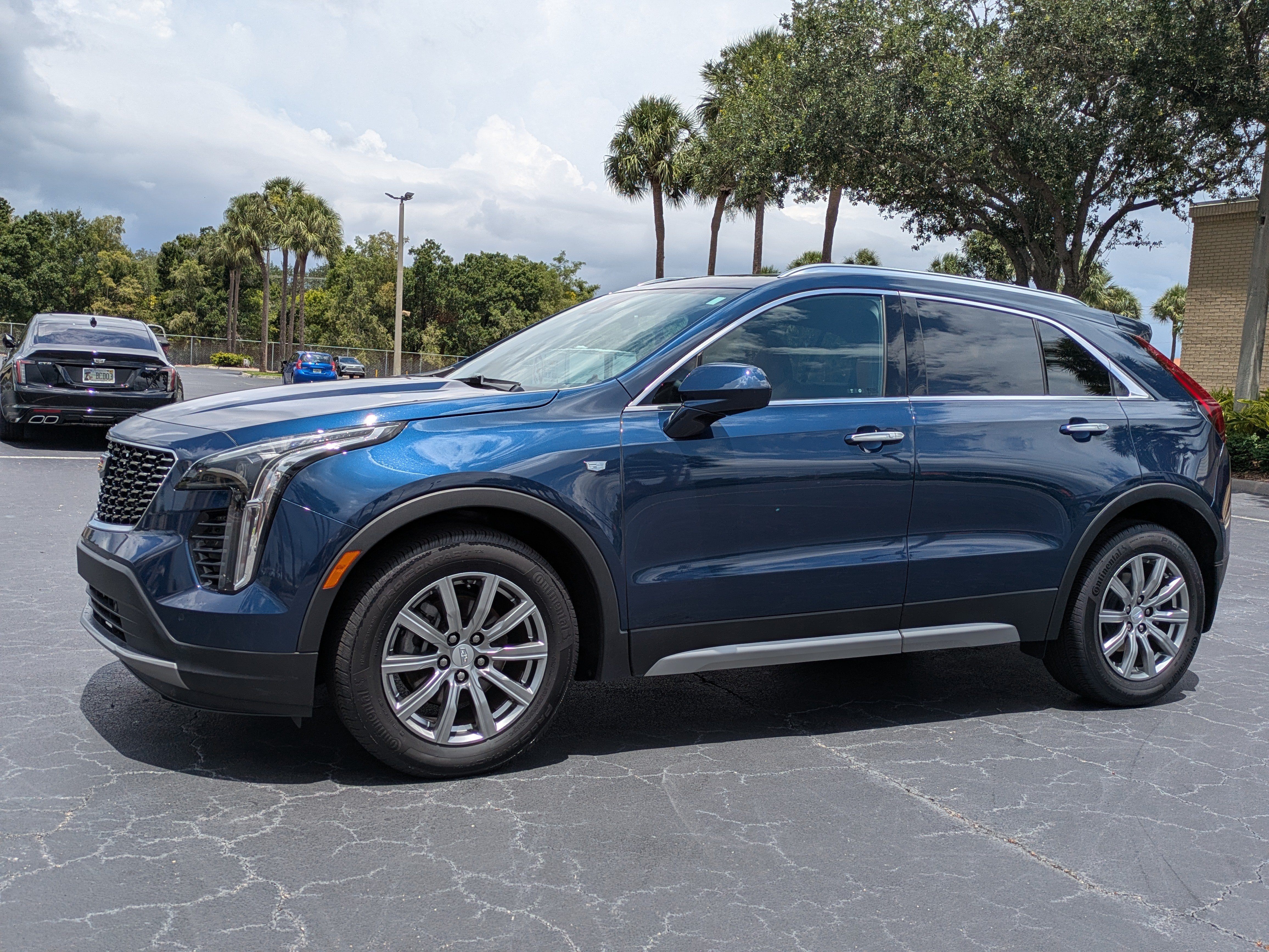 2019 Cadillac XT4 FWD Premium Luxury