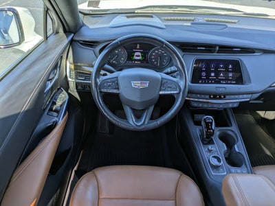 2021 Cadillac XT4 Premium Luxury