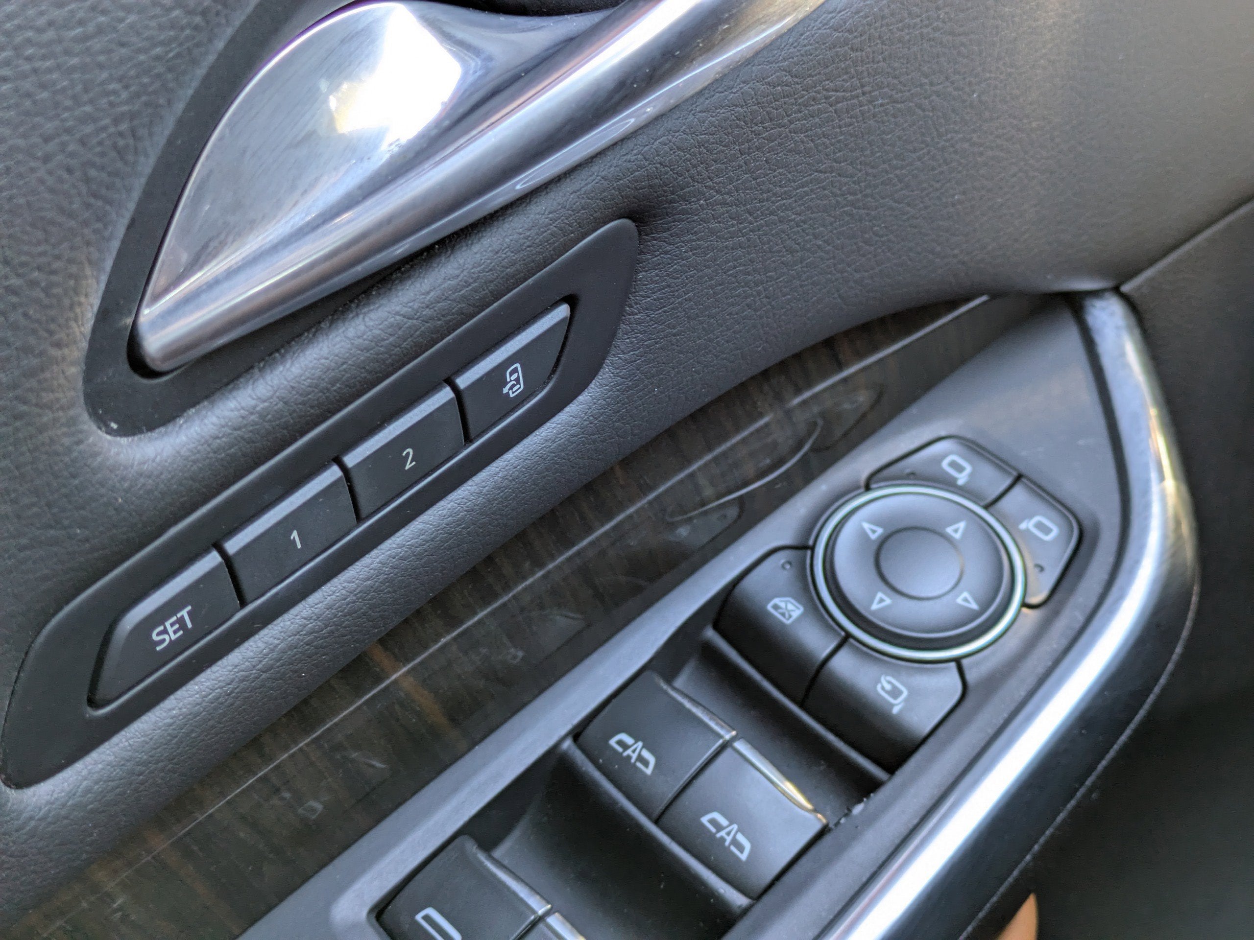 2021 Cadillac XT4 Premium Luxury