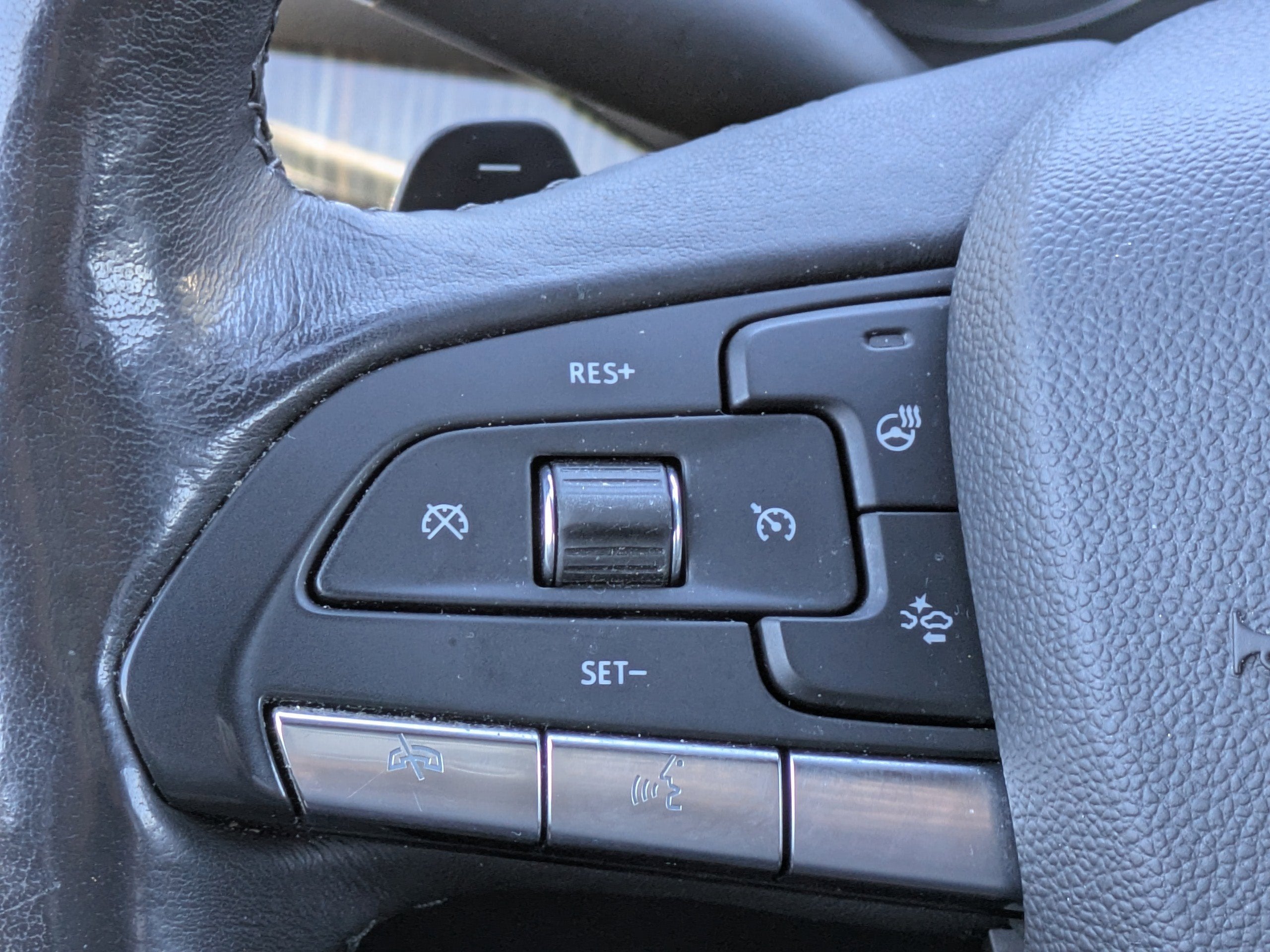 2021 Cadillac XT4 Premium Luxury