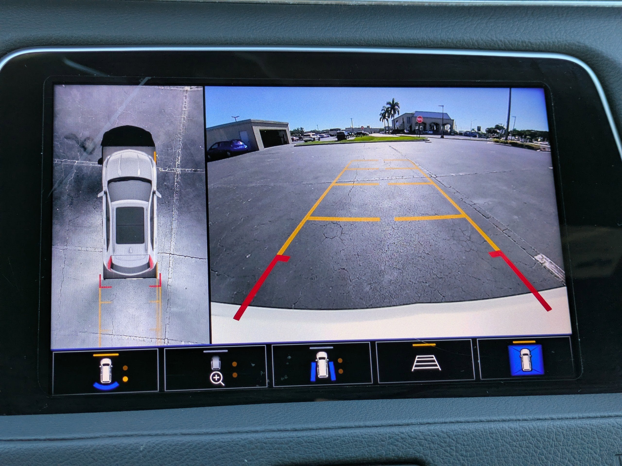 2021 Cadillac XT4 Premium Luxury