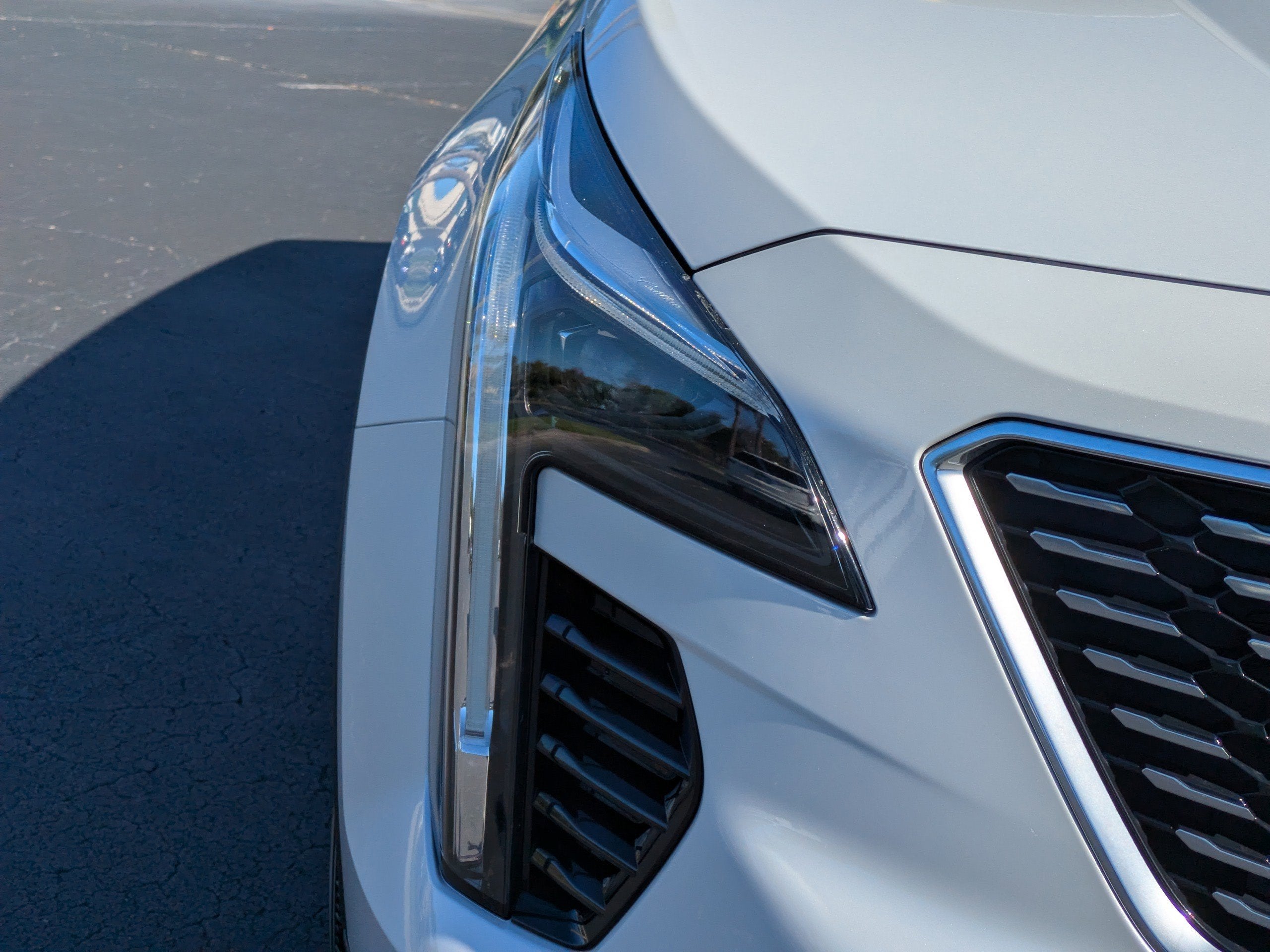 2021 Cadillac XT4 Premium Luxury