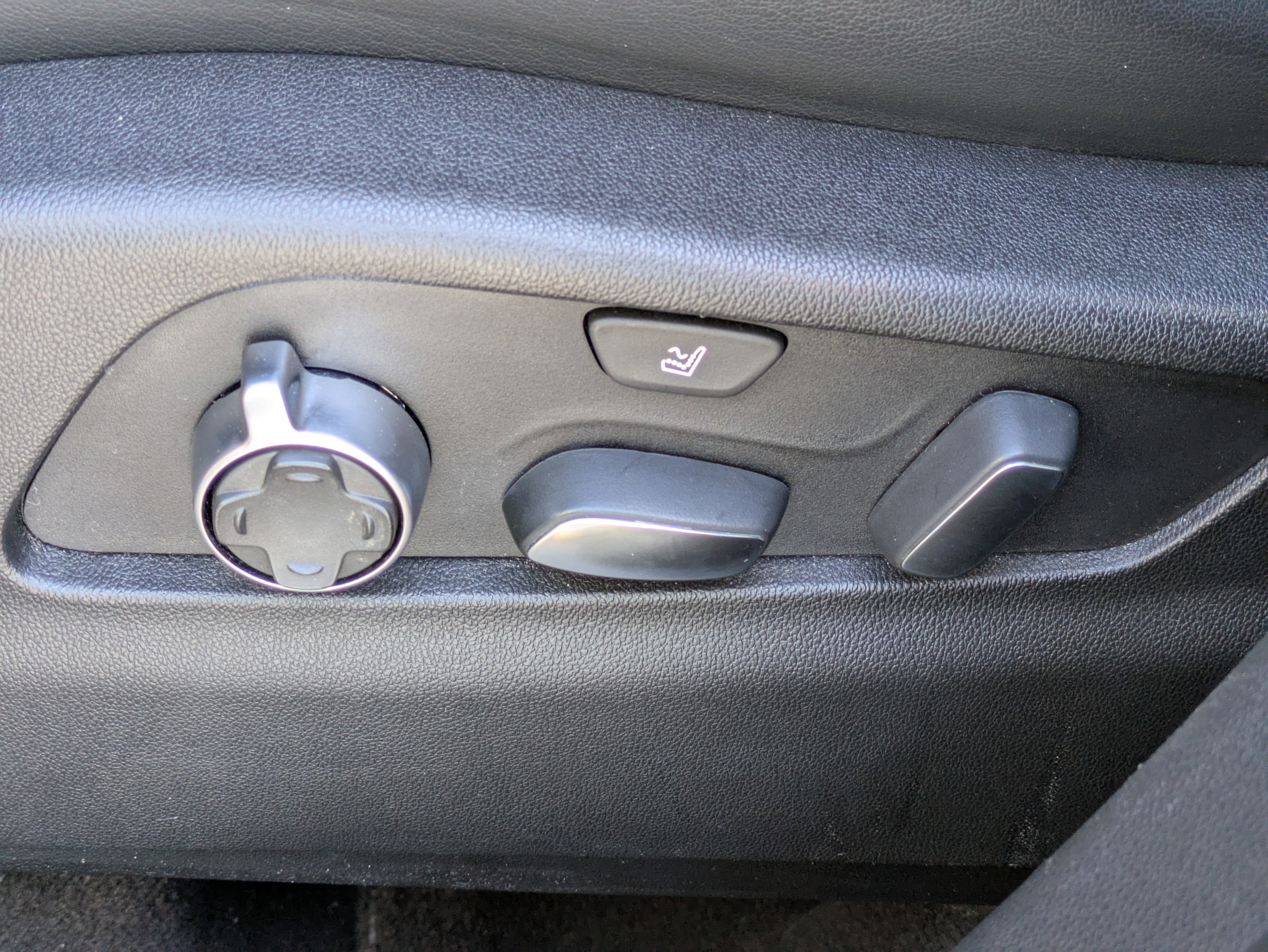 2019 Cadillac XT4 FWD Premium Luxury