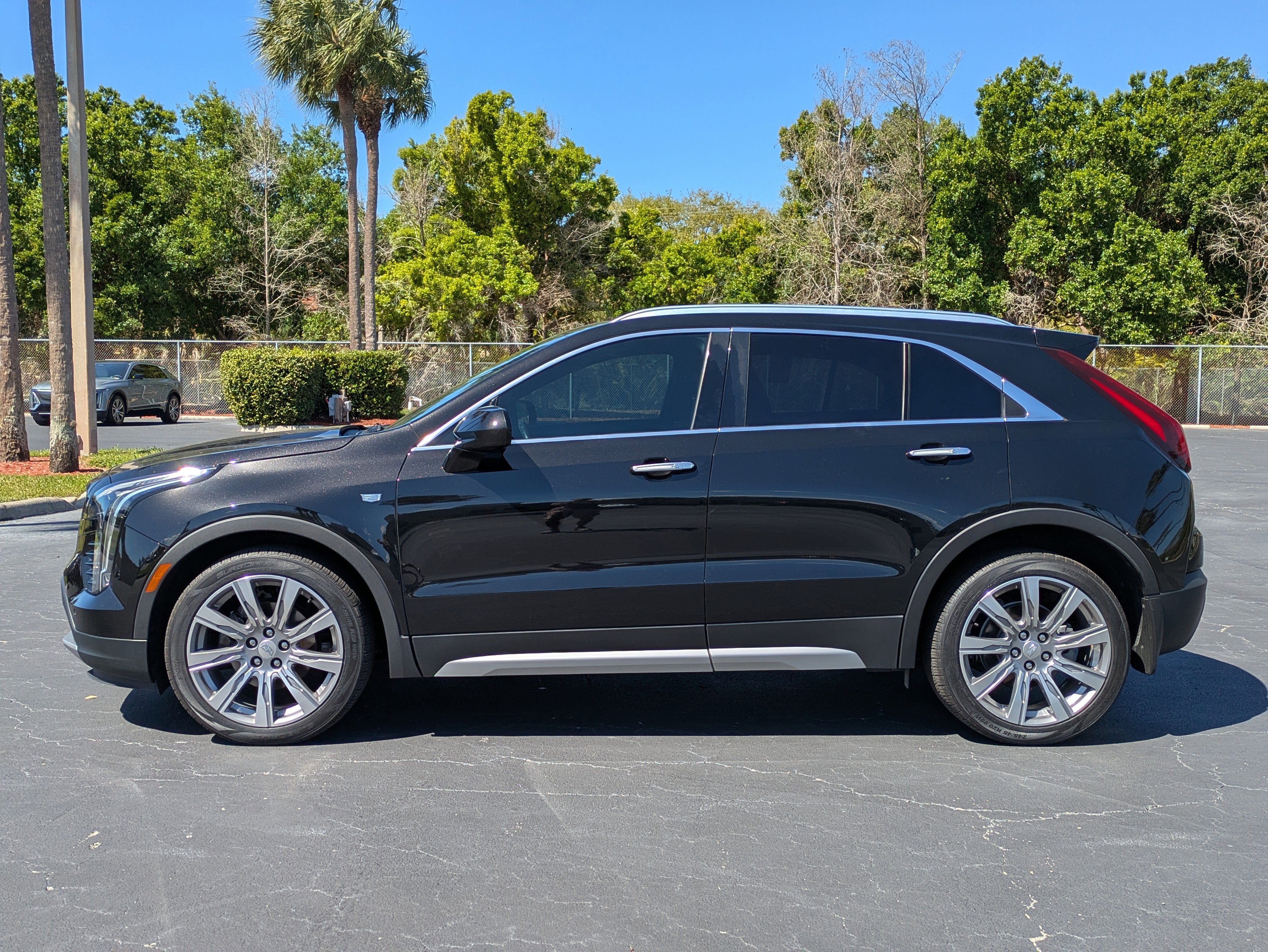 2019 Cadillac XT4 FWD Premium Luxury