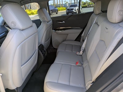 2023 Cadillac XT4 Premium Luxury