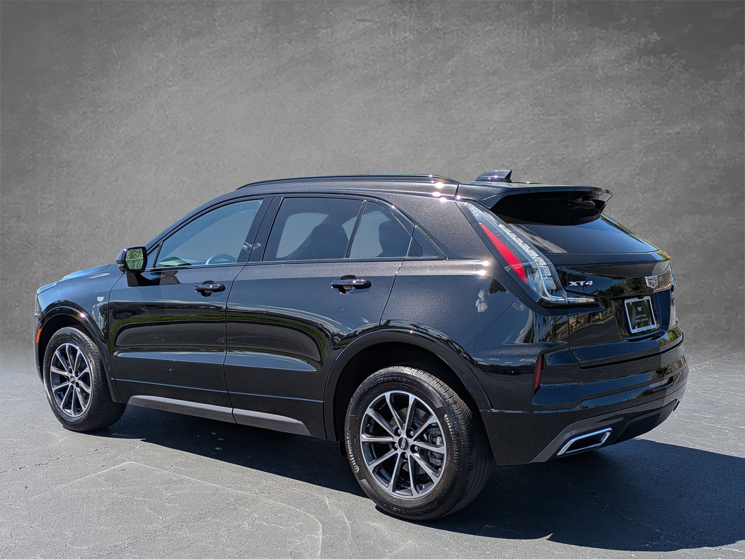 2024 Cadillac XT4 Sport