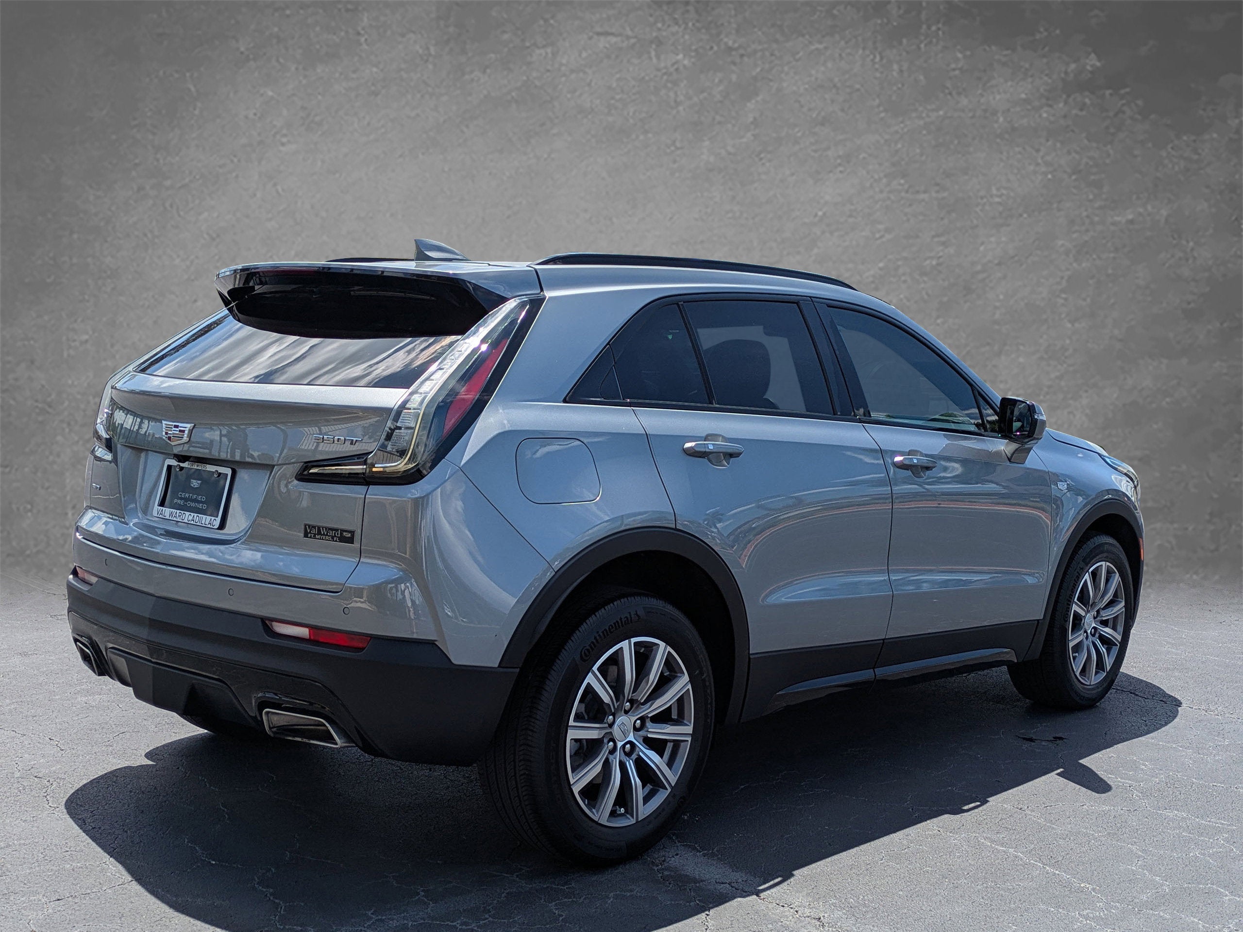 2023 Cadillac XT4 Sport