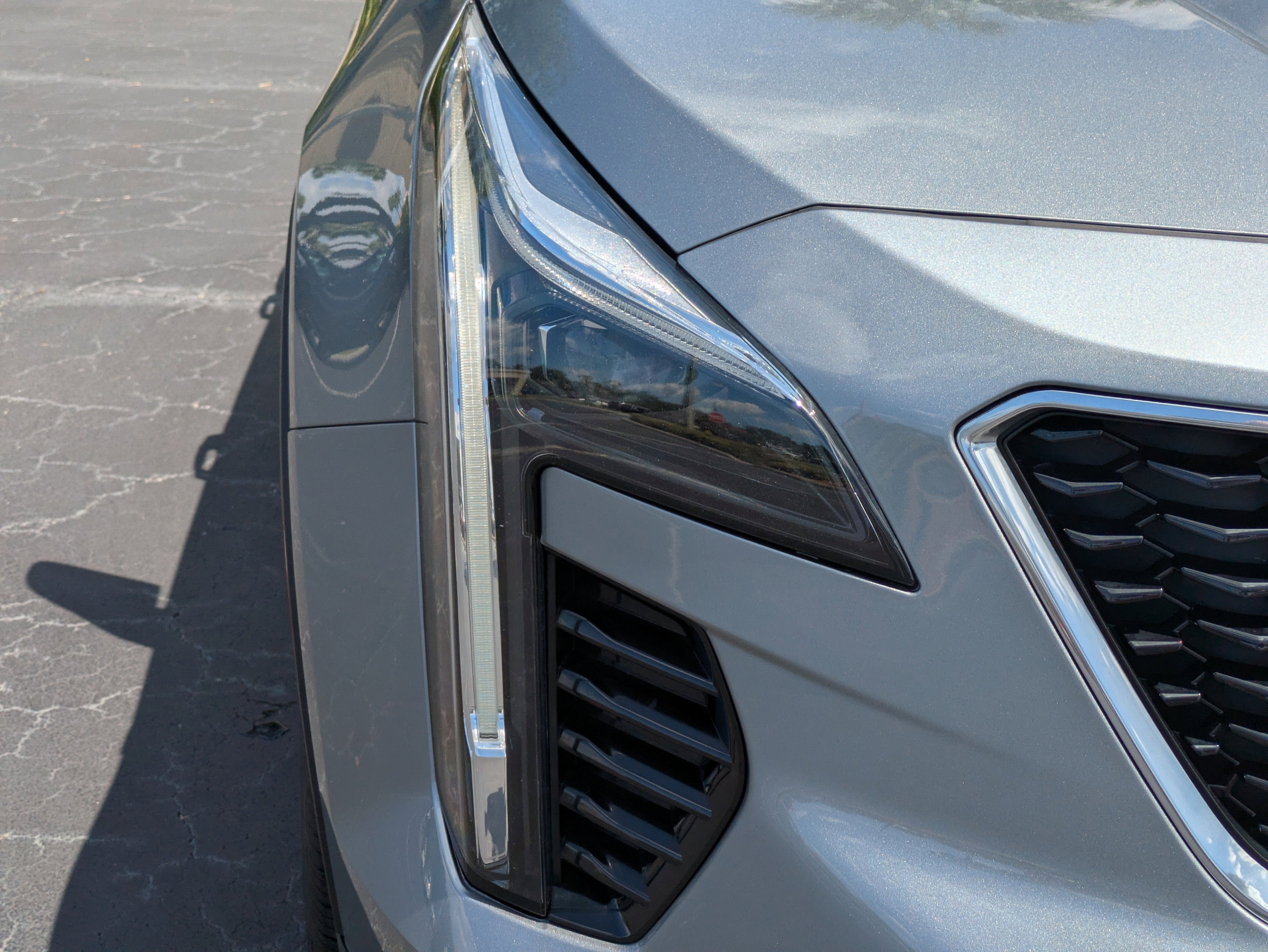 2023 Cadillac XT4 Sport