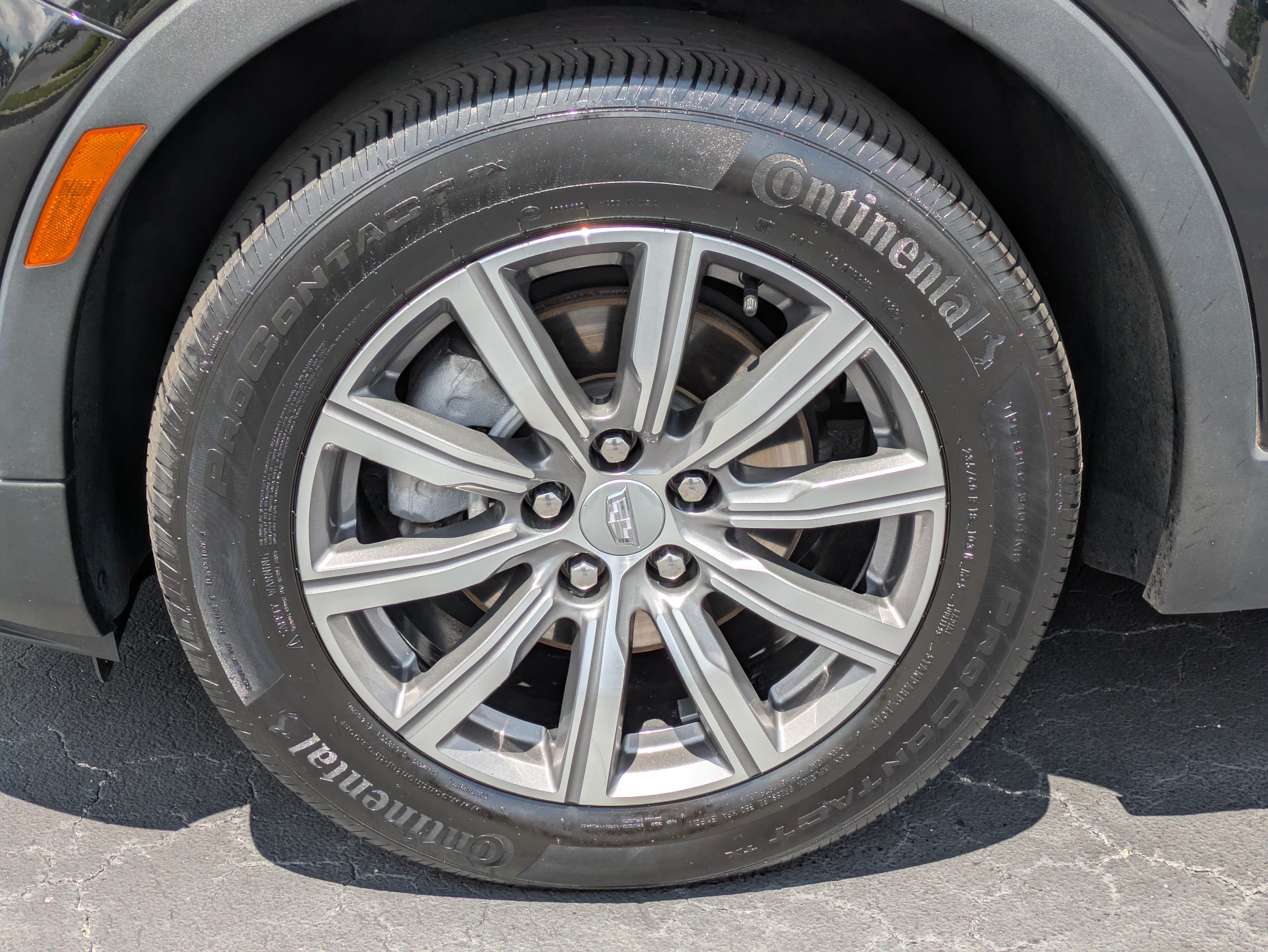 2023 Cadillac XT4 Sport