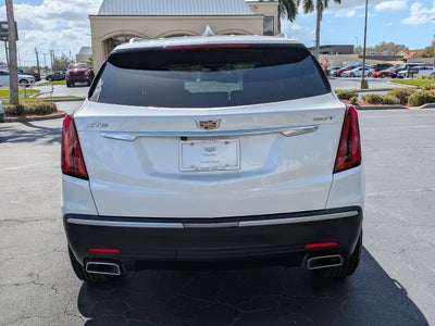 2022 Cadillac XT5 Luxury