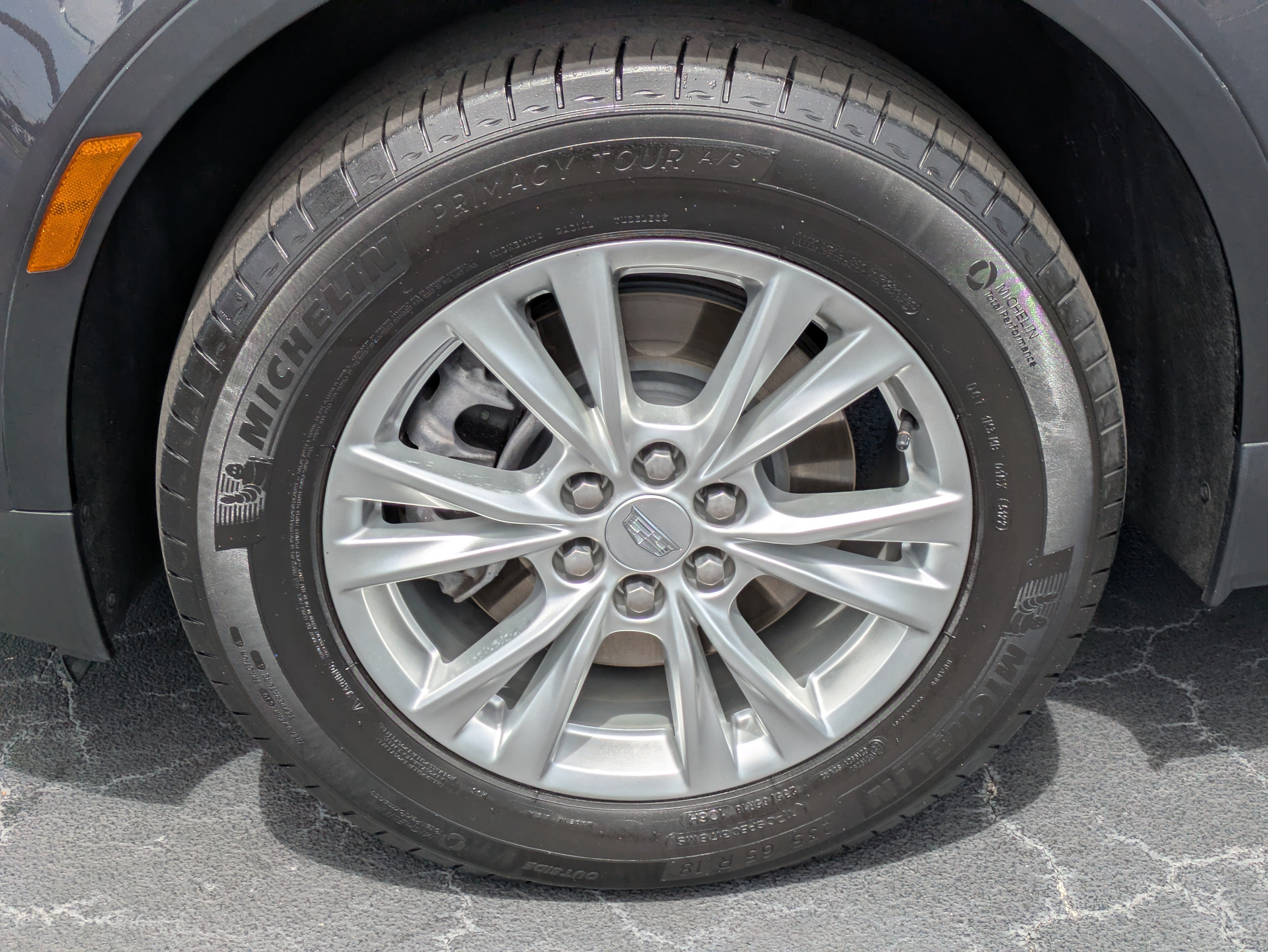 2023 Cadillac XT5 Luxury
