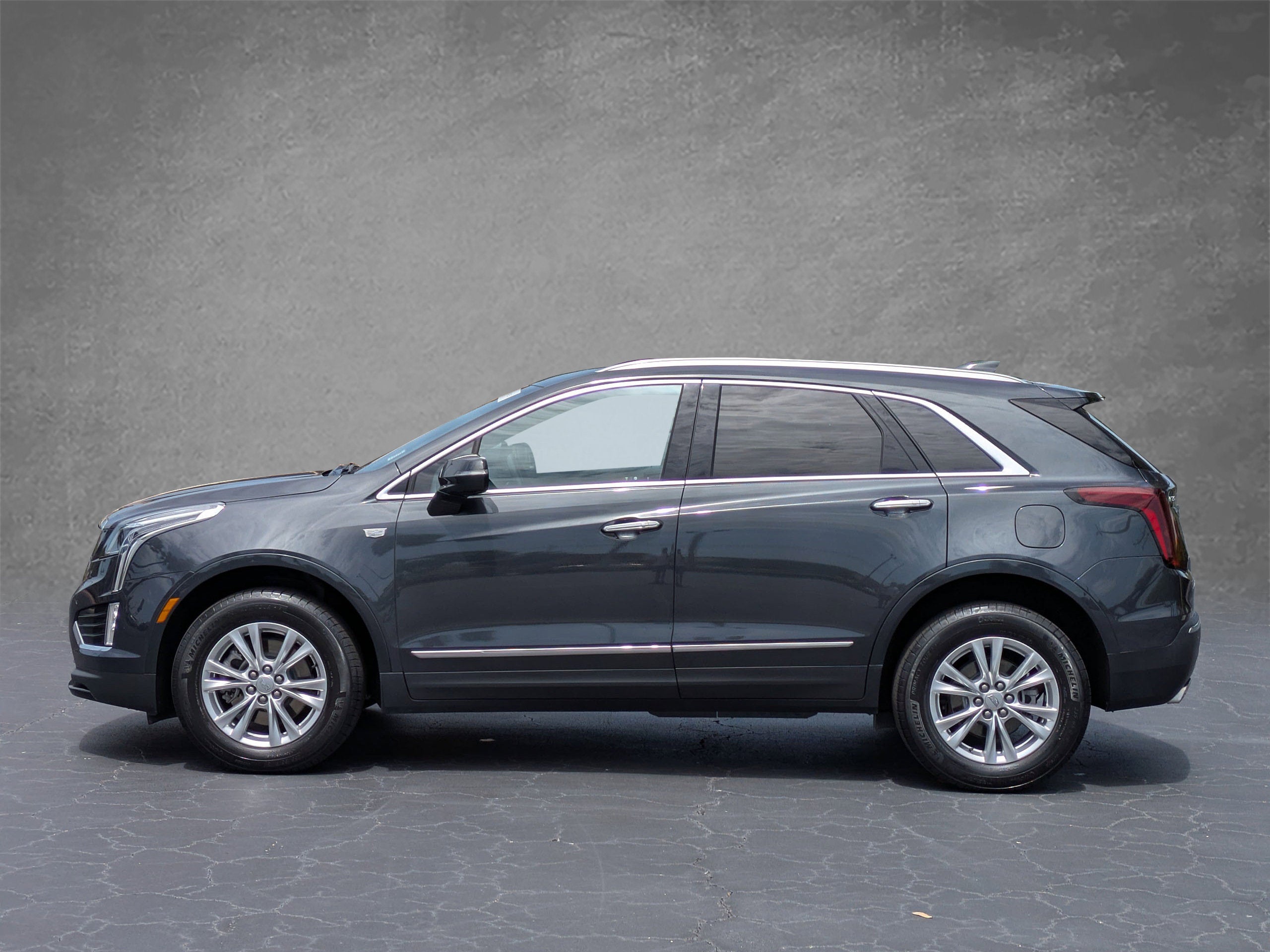 2023 Cadillac XT5 Luxury