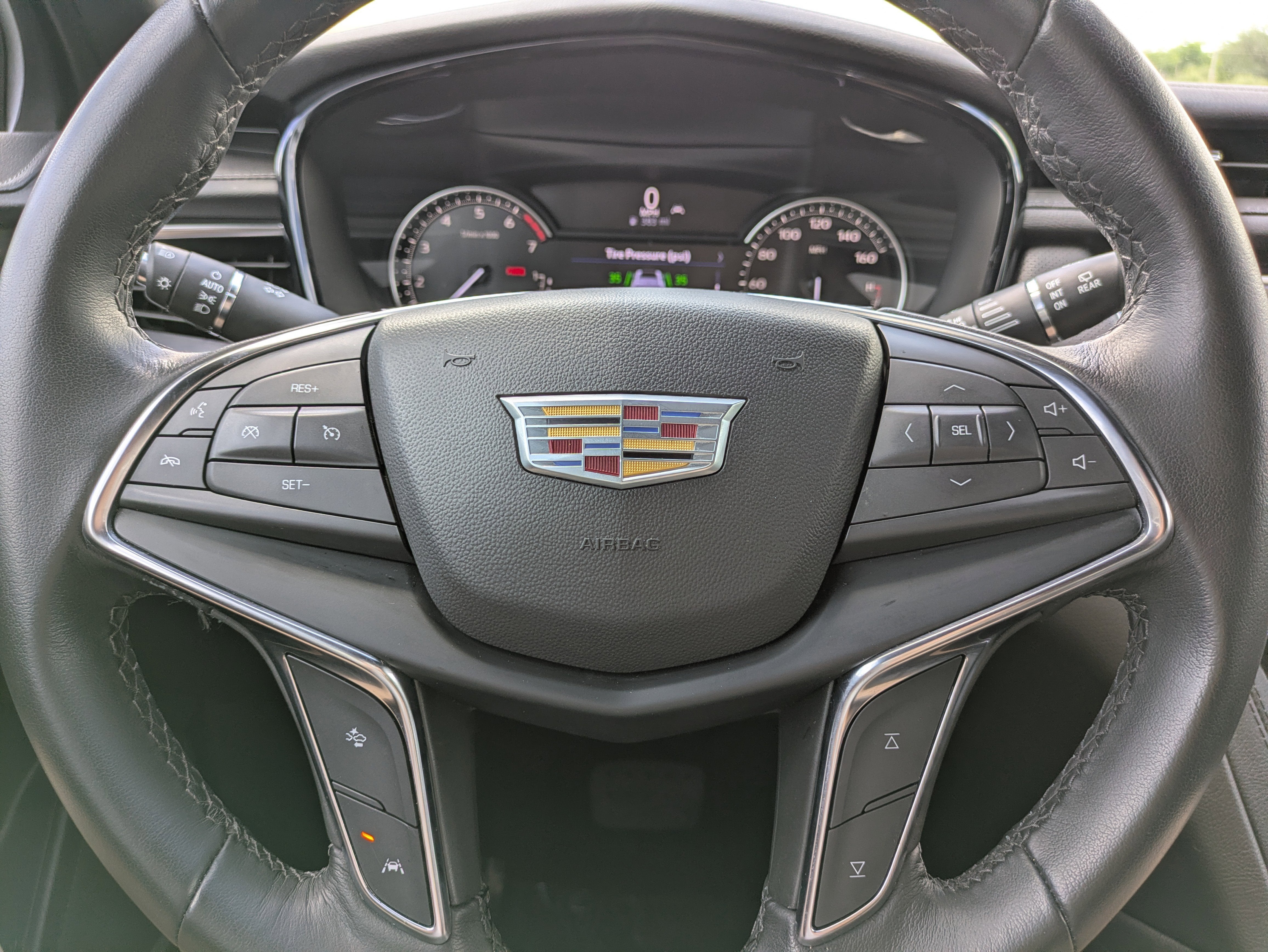 2023 Cadillac XT5 Luxury