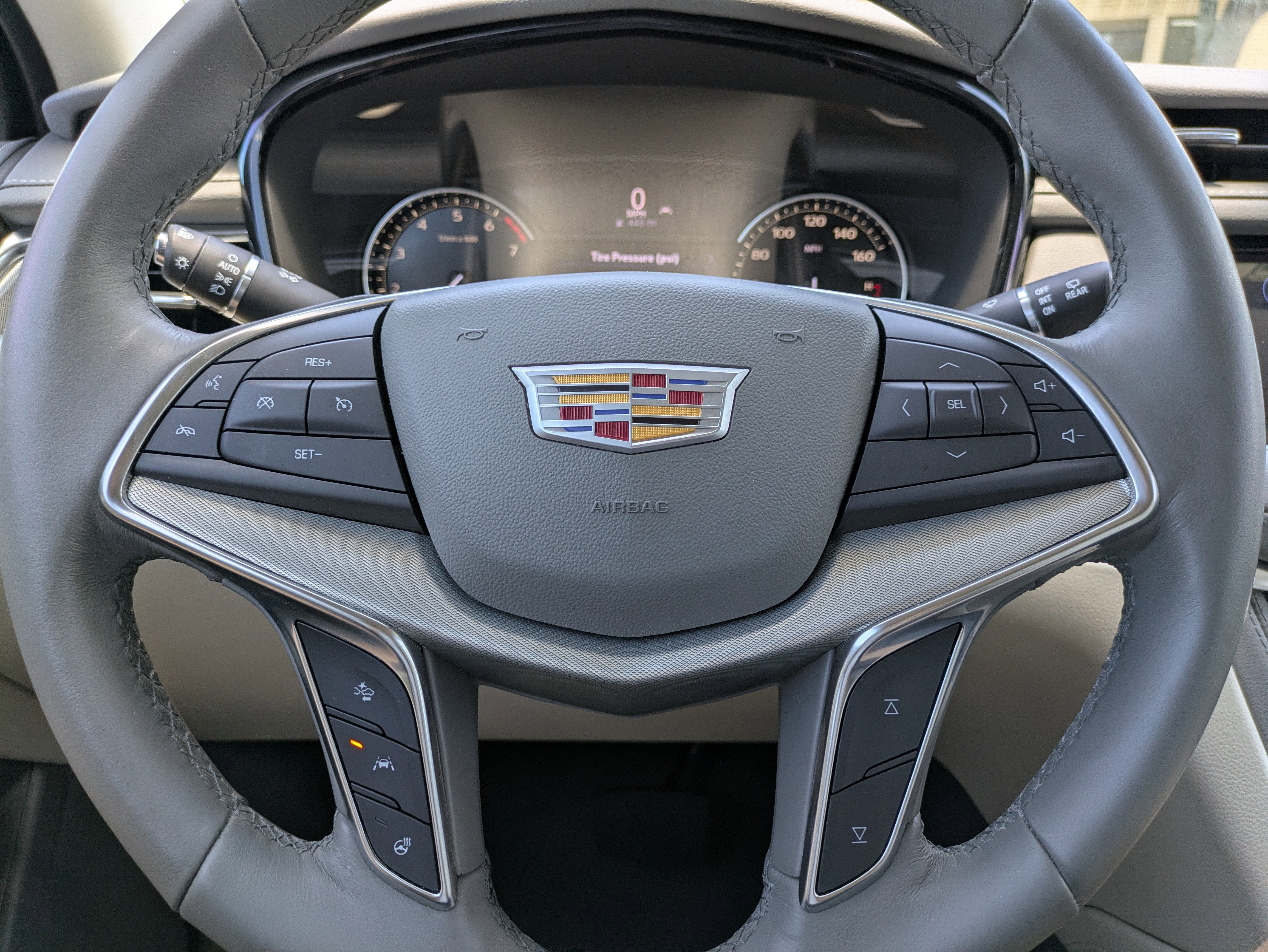 2022 Cadillac XT5 Premium Luxury