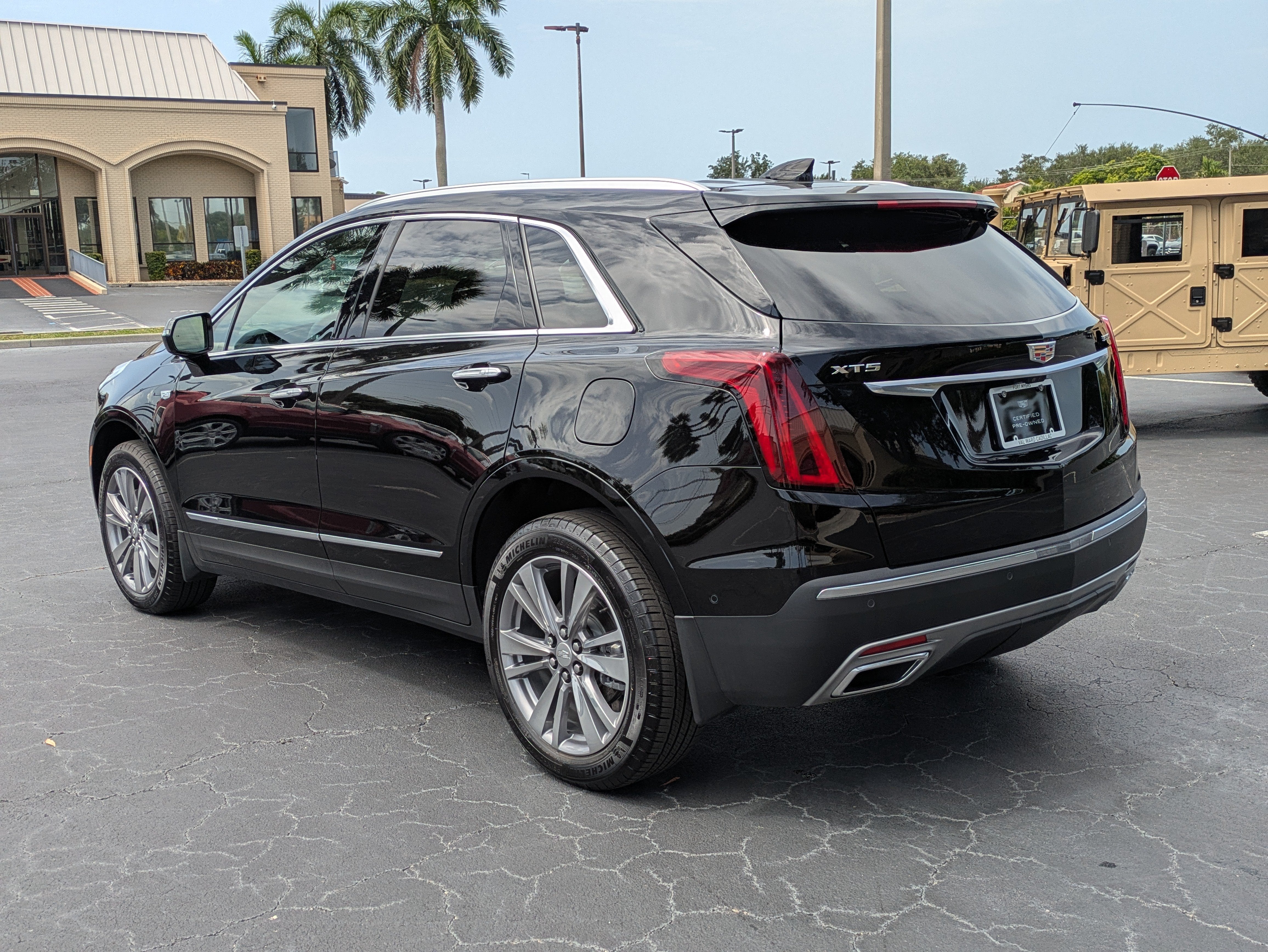 2025 Cadillac XT5 Premium Luxury