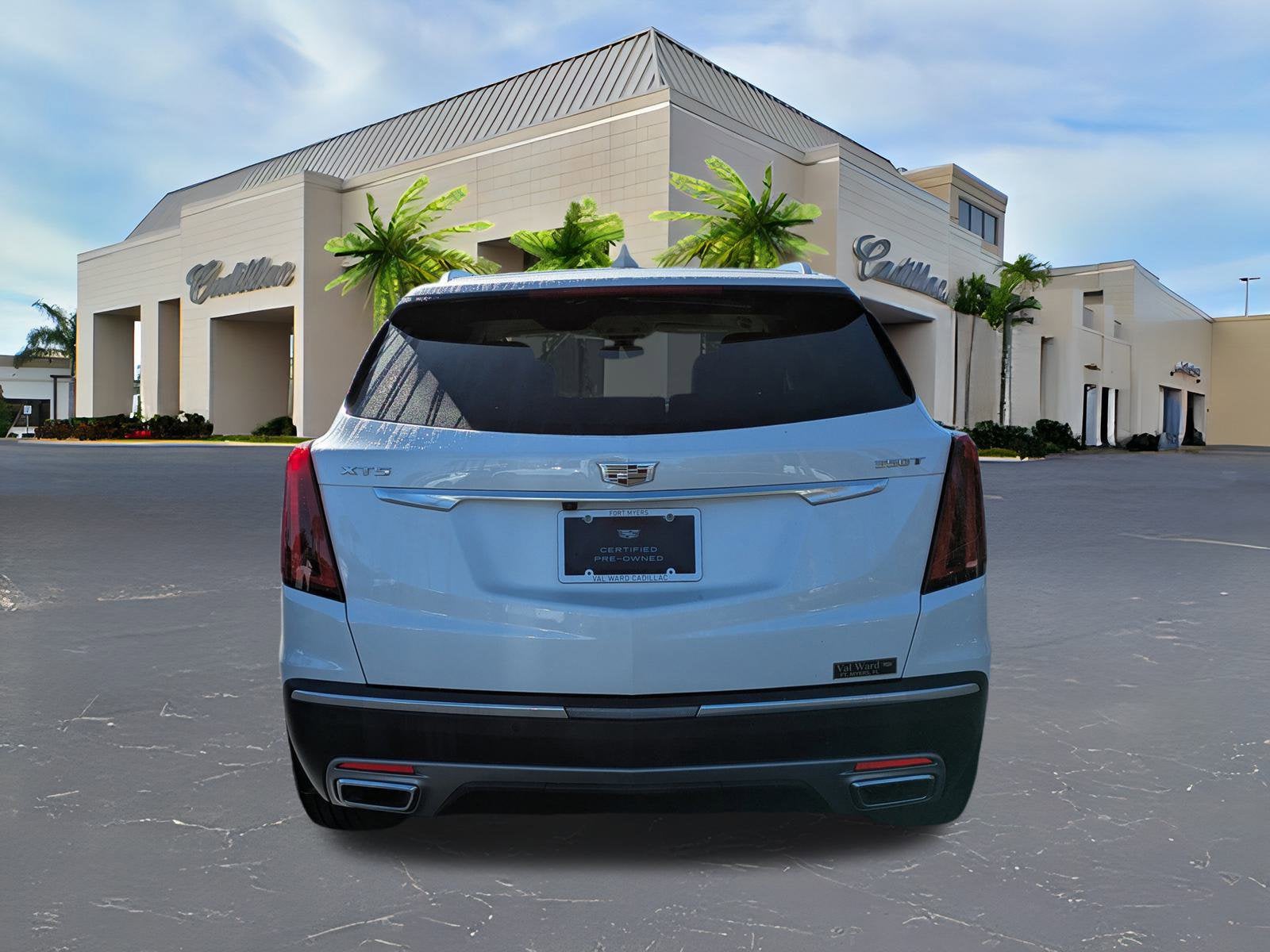 2022 Cadillac XT5 Premium Luxury