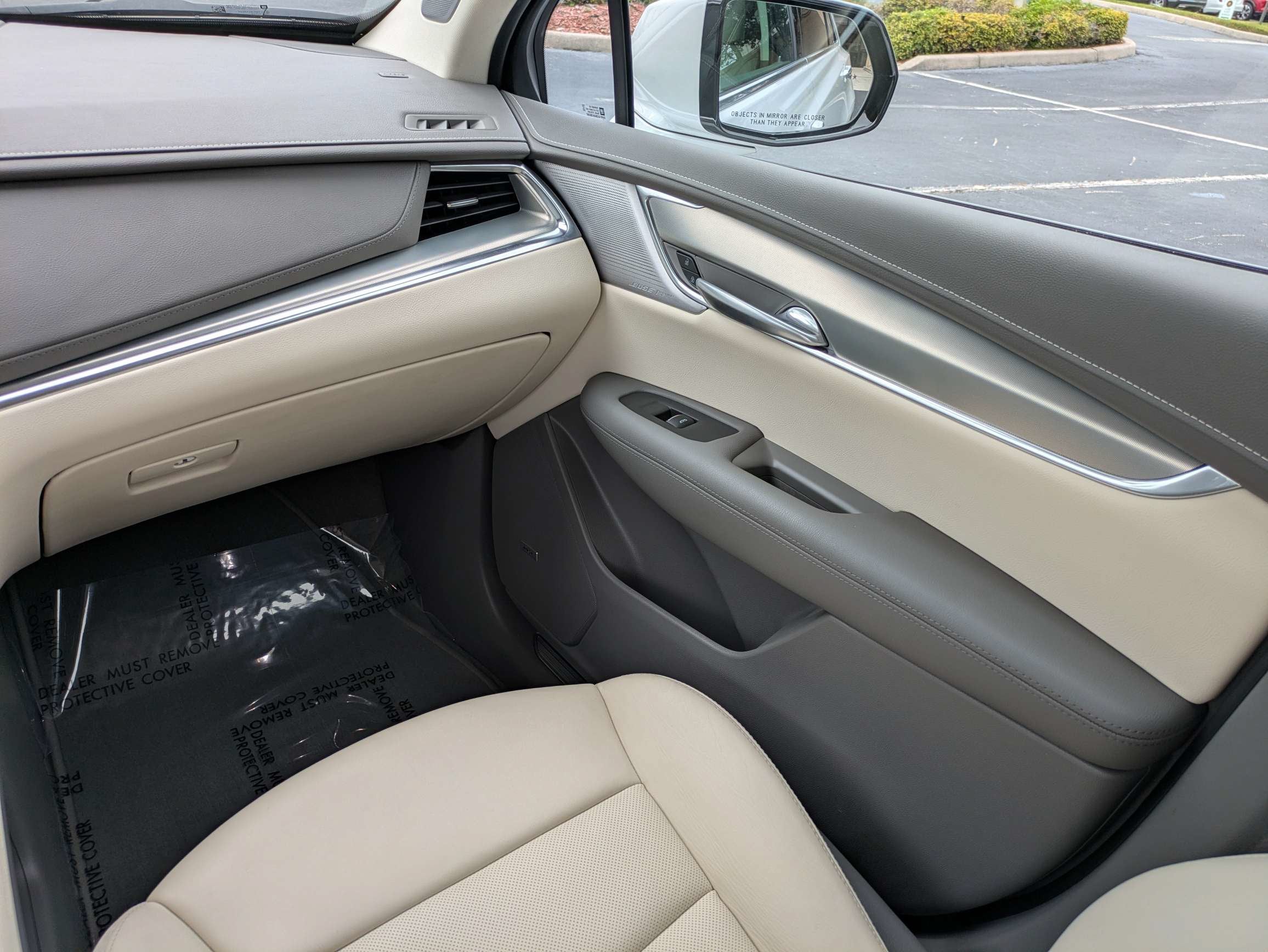 2021 Cadillac XT5 FWD Premium Luxury