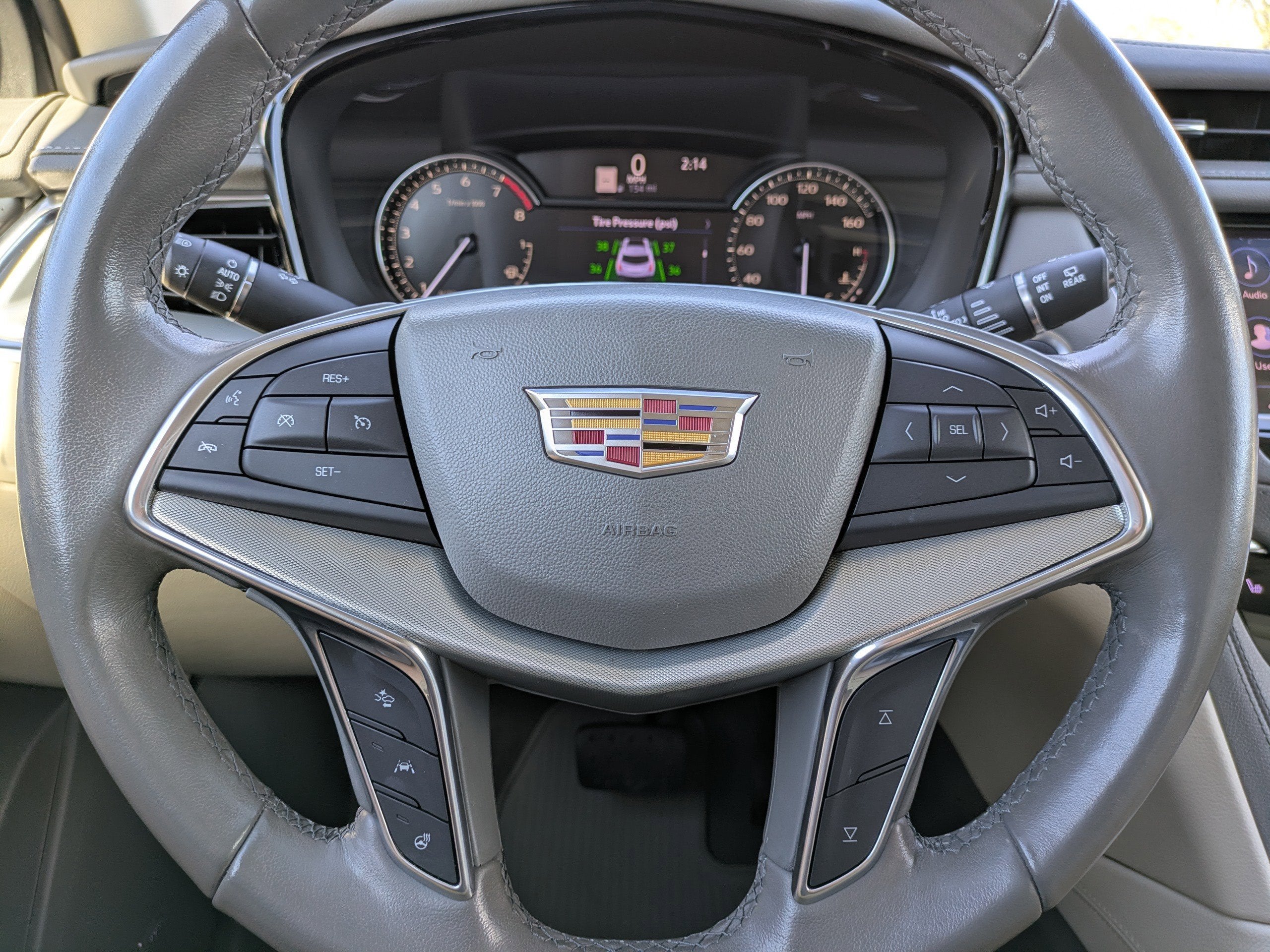 2020 Cadillac XT5 Premium Luxury