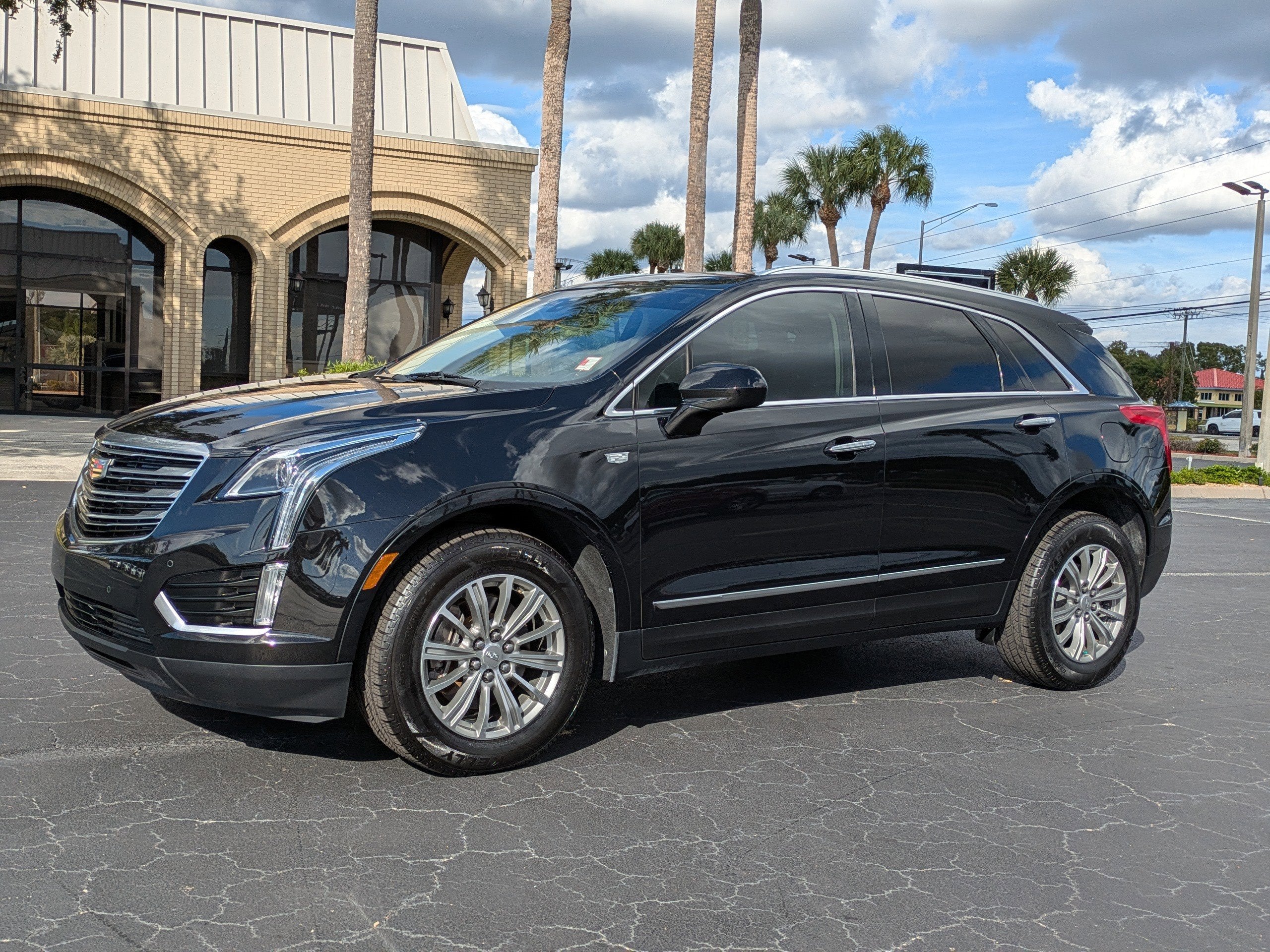 2019 Cadillac XT5 Luxury FWD