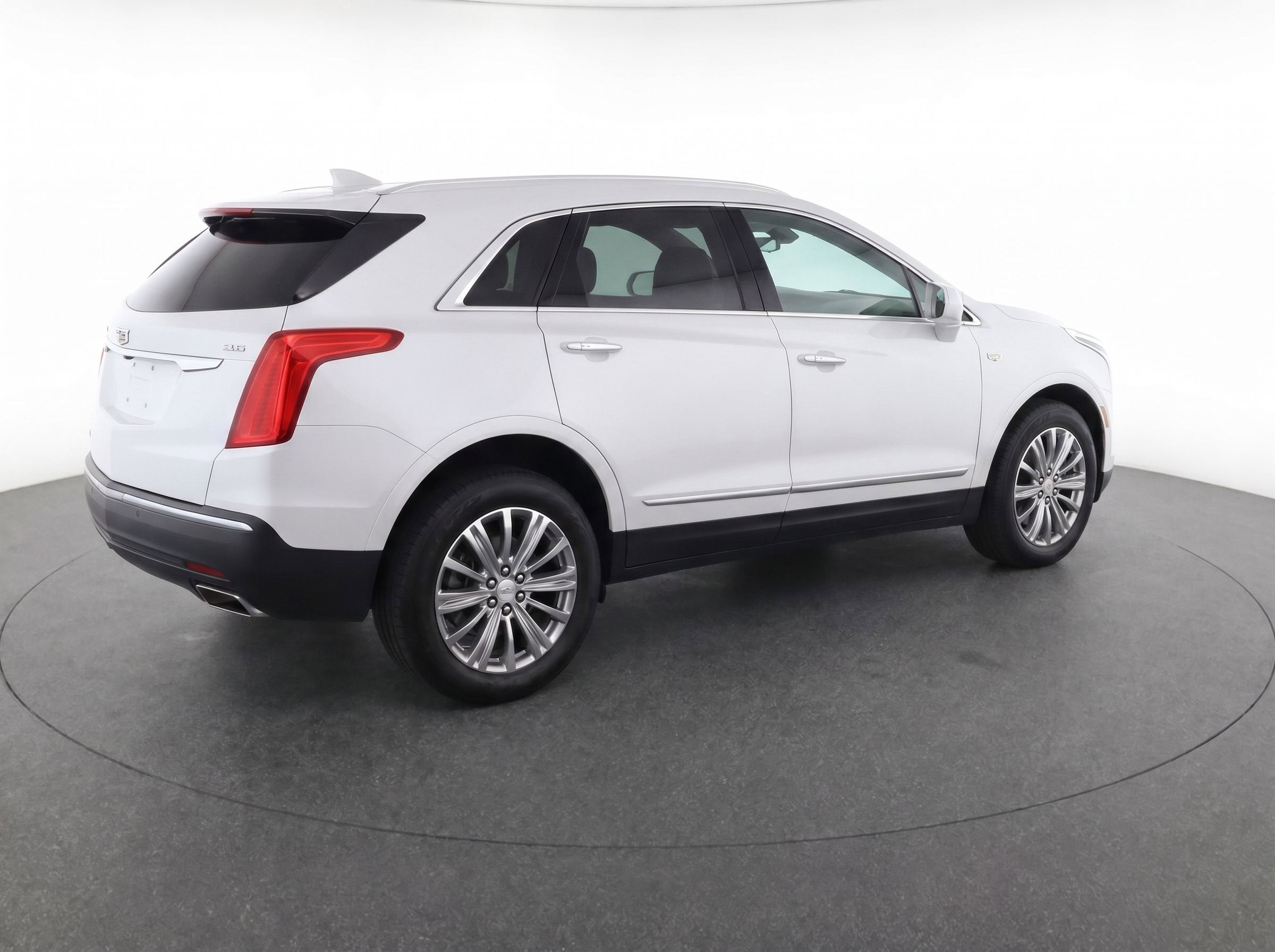 2019 Cadillac XT5 Luxury FWD